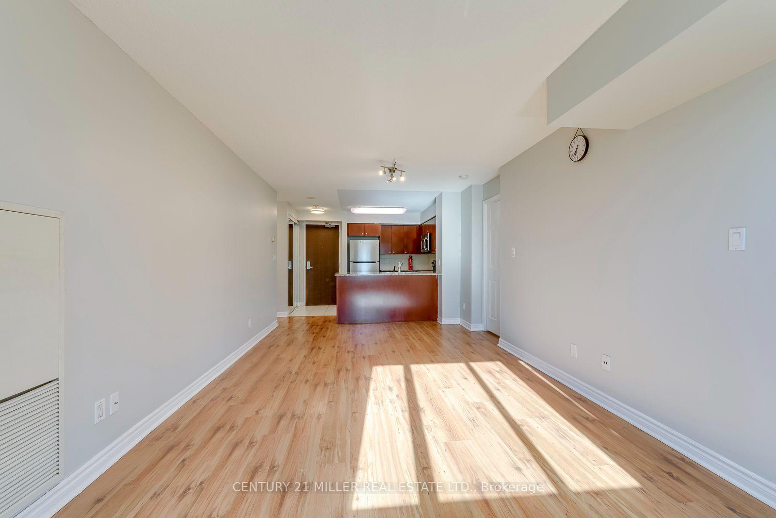 Photo 15 of Unit 2010, 335 Rathburn Road W, Mississauga, Creditview — HOMEH