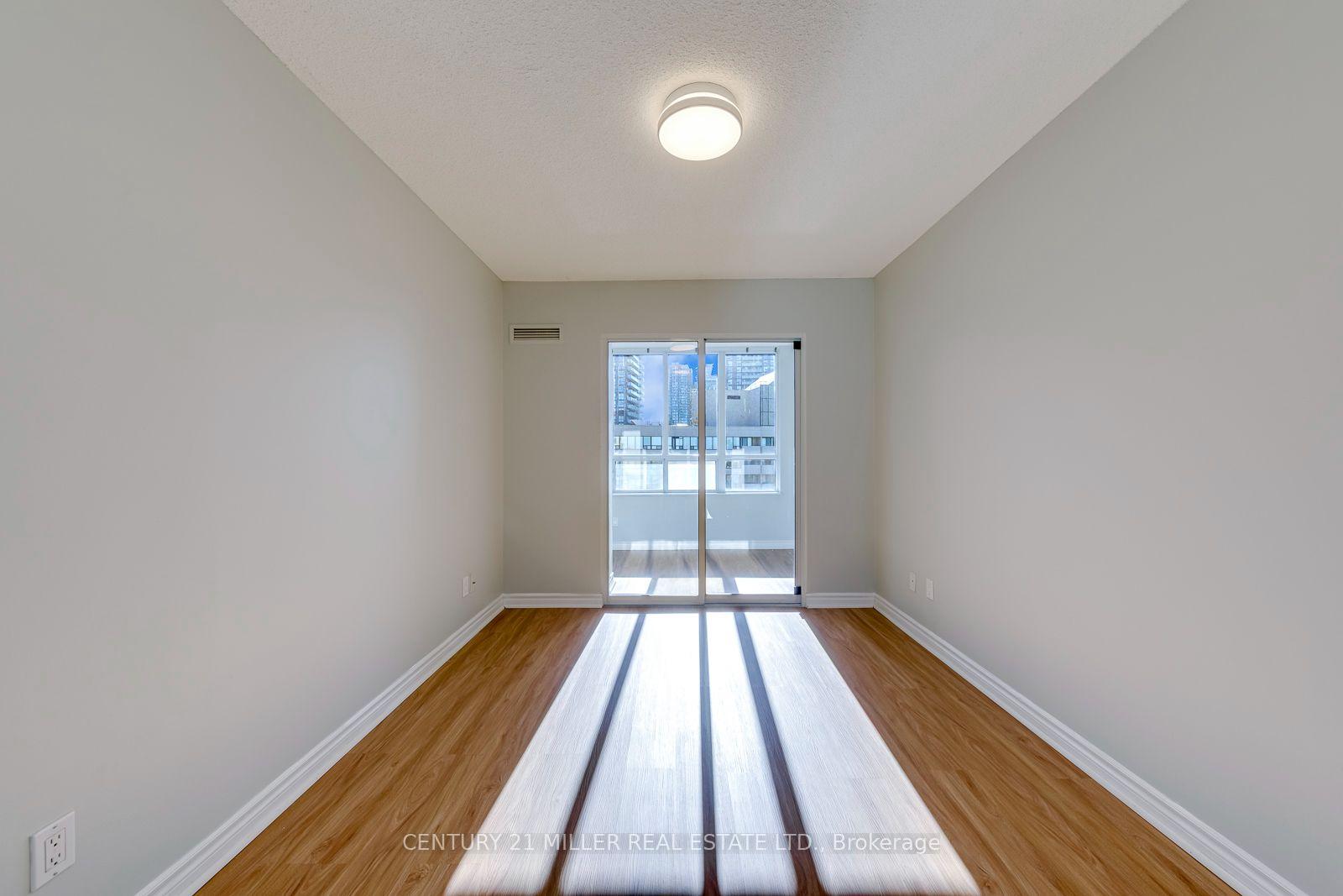 Photo 26 of Unit 2010, 335 Rathburn Road W, Mississauga, Creditview — HOMEH