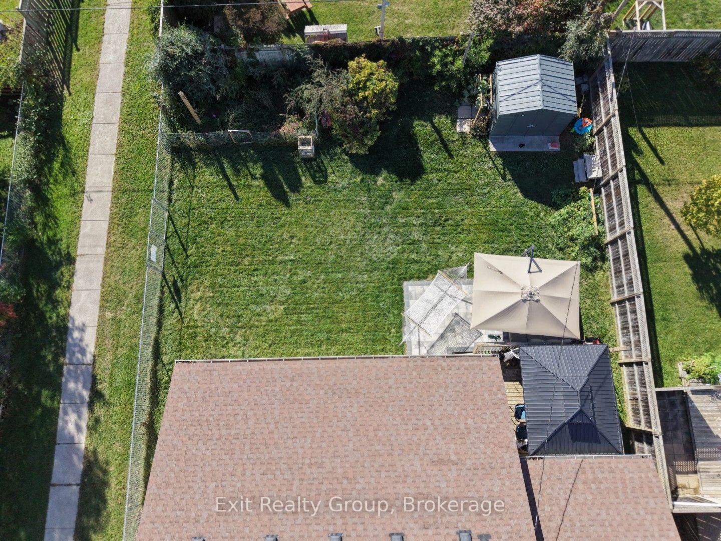 Photo 23 of 42 Third Avenue, Quinte West, Trenton Ward — HOMEH