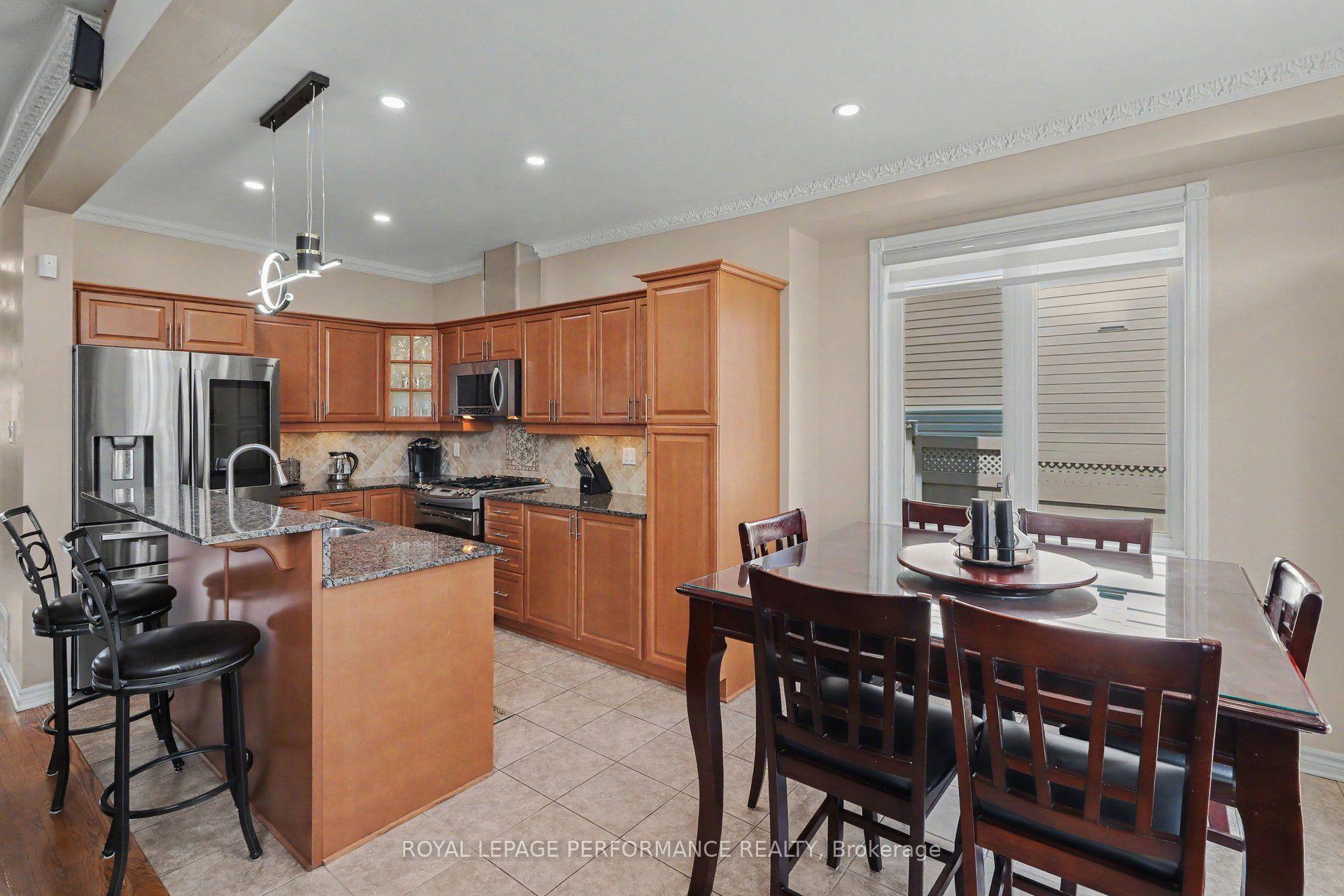 Photo 9 of 119 Felicity Crescent, Ottawa, Mer Bleue/Bradley Estates/Anderson Park — HOMEH