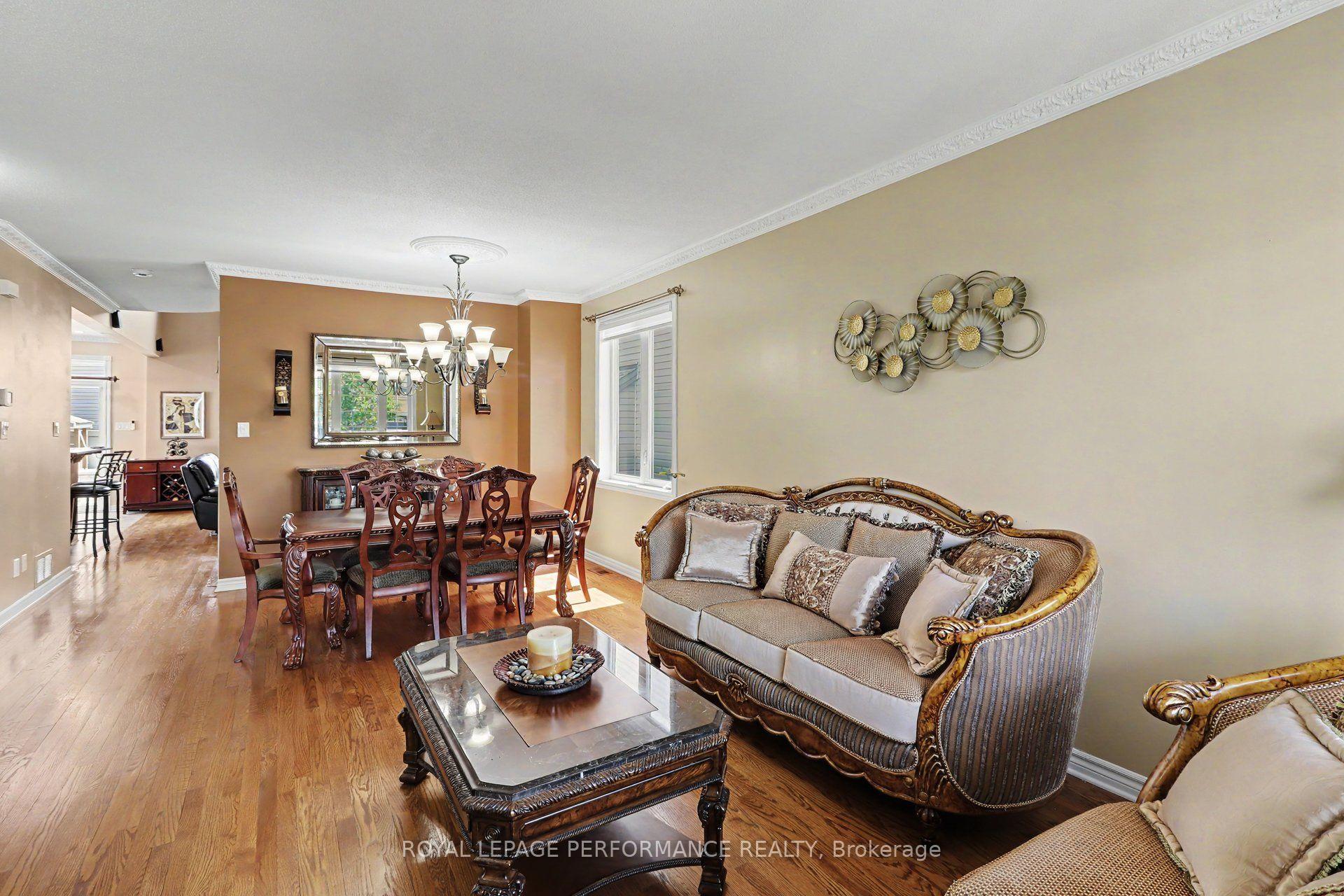 Photo 10 of 119 Felicity Crescent, Ottawa, Mer Bleue/Bradley Estates/Anderson Park — HOMEH