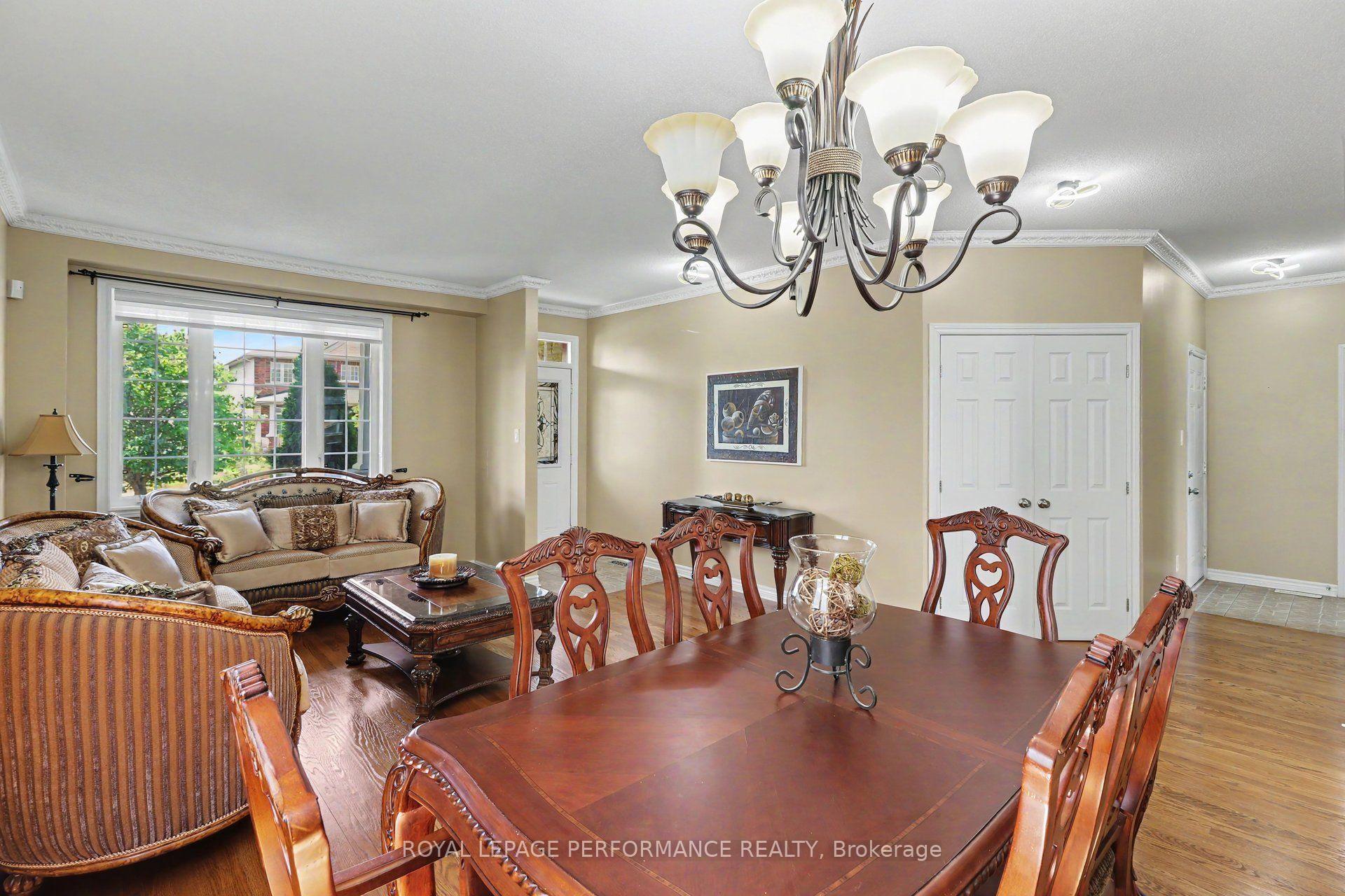 Photo 13 of 119 Felicity Crescent, Ottawa, Mer Bleue/Bradley Estates/Anderson Park — HOMEH