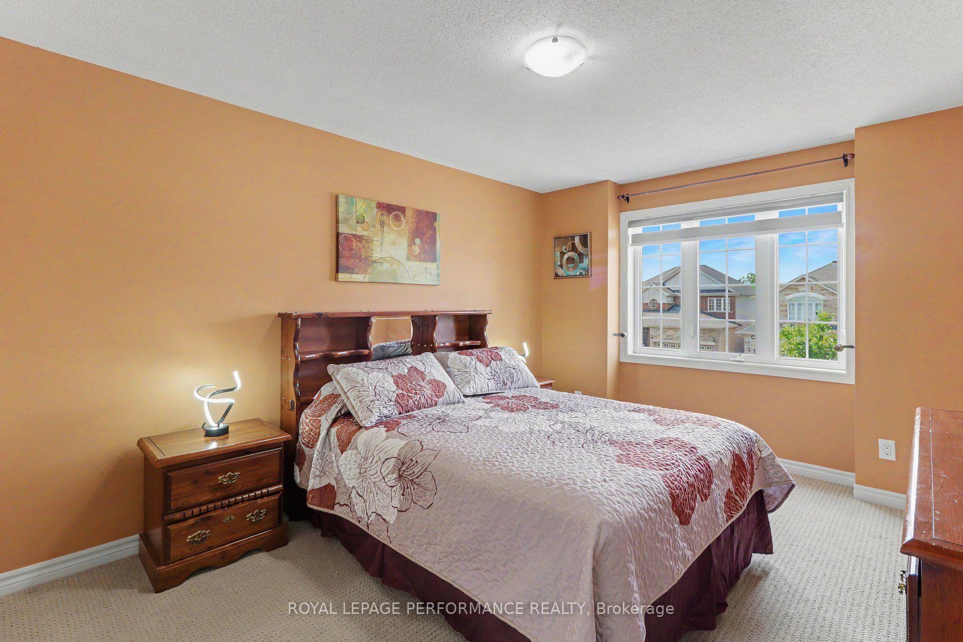 Photo 23 of 119 Felicity Crescent, Ottawa, Mer Bleue/Bradley Estates/Anderson Park — HOMEH