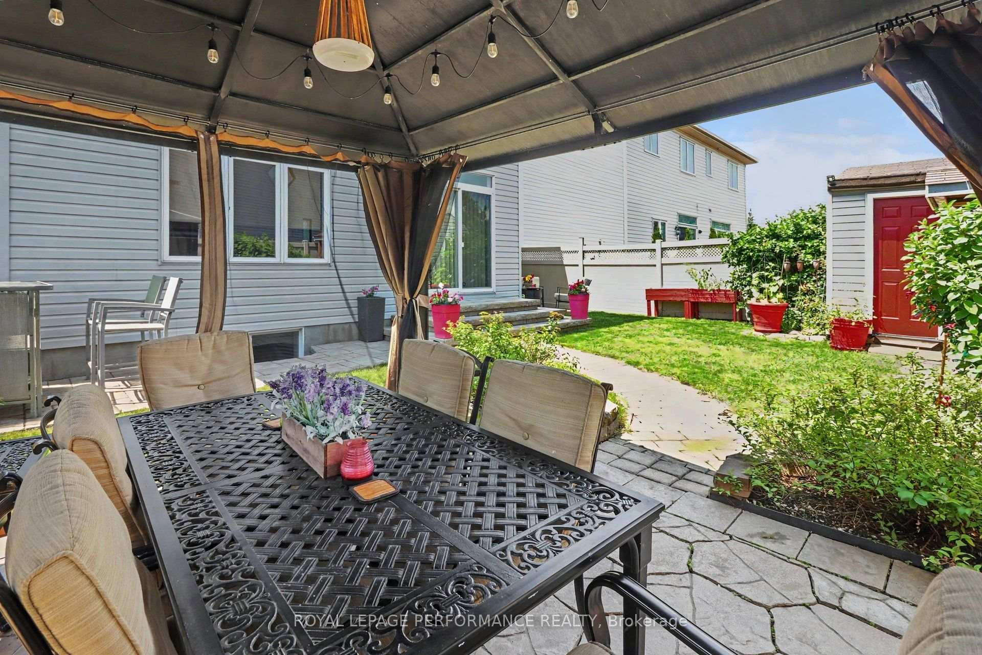 Photo 34 of 119 Felicity Crescent, Ottawa, Mer Bleue/Bradley Estates/Anderson Park — HOMEH