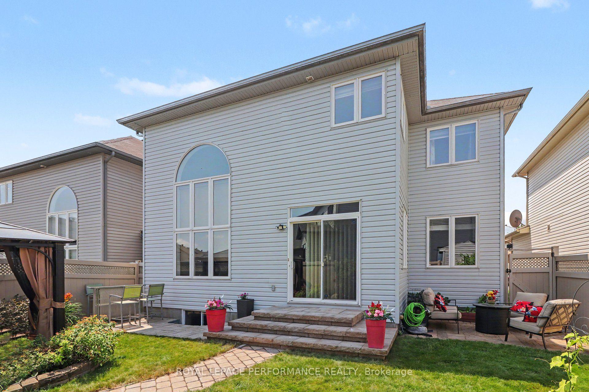 Photo 36 of 119 Felicity Crescent, Ottawa, Mer Bleue/Bradley Estates/Anderson Park — HOMEH