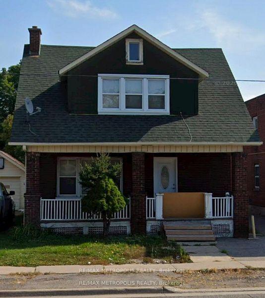 Photo of 329 Ritson Road S
