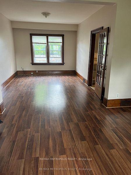 Photo 5 of 329 Ritson Road S, Oshawa, Central — HOMEH