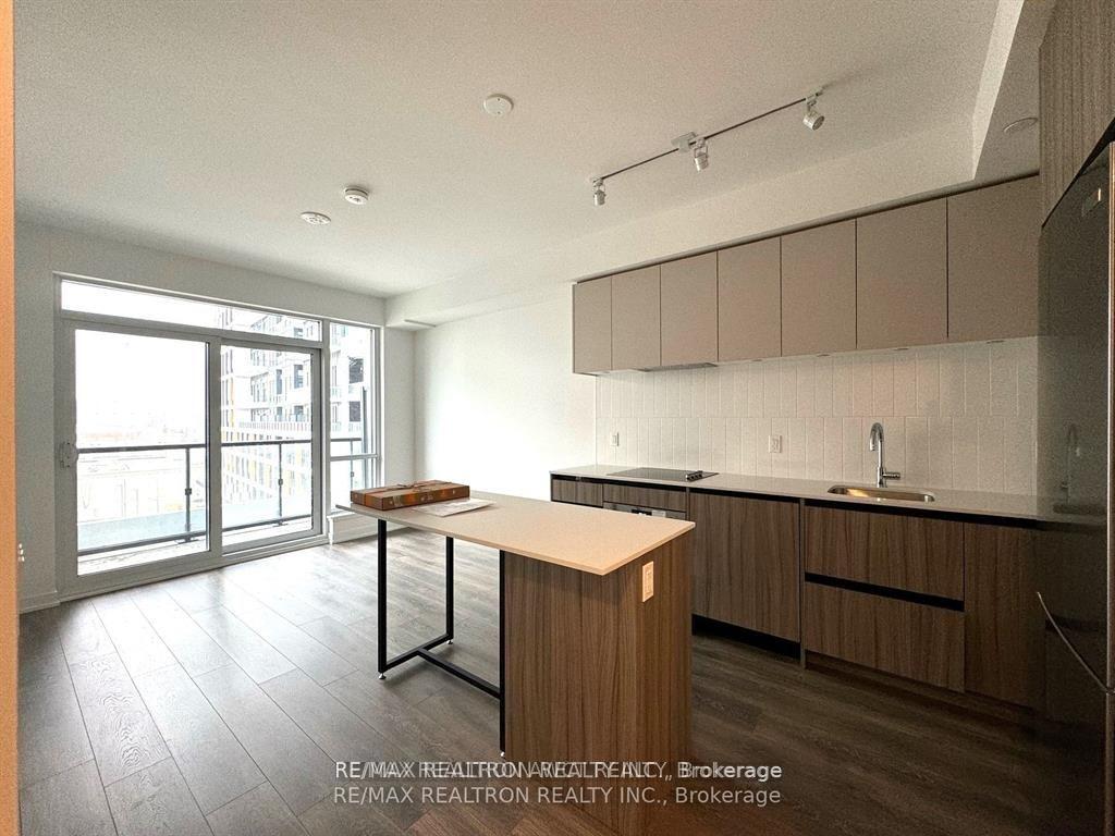 Photo 3 of Unit 525, 7950 Bathurst Street, Vaughan, Beverley Glen — HOMEH