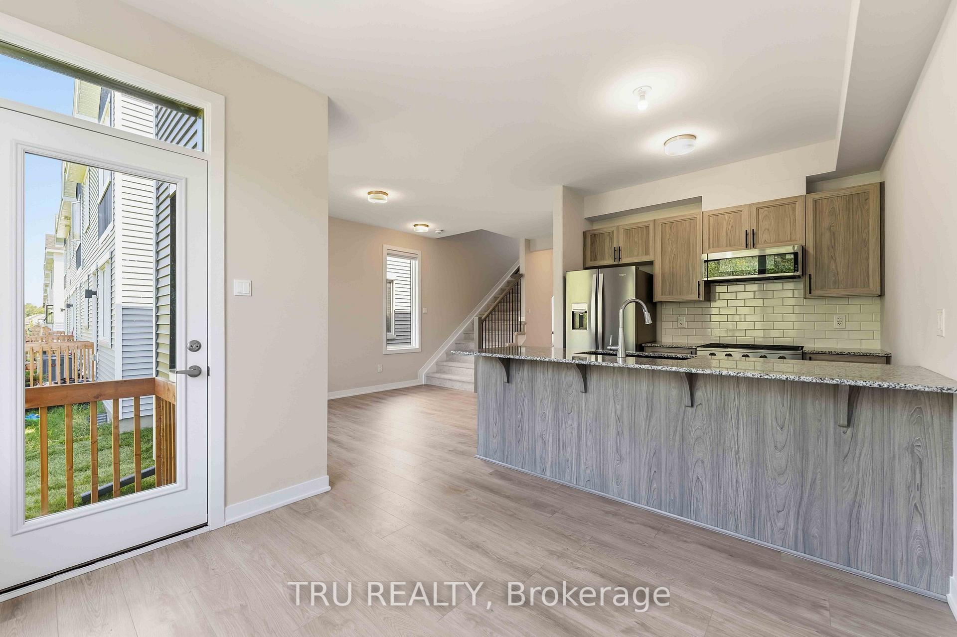 Photo 13 of 706 Expansion Road, Ottawa, Barrhaven - Half Moon Bay — HOMEH