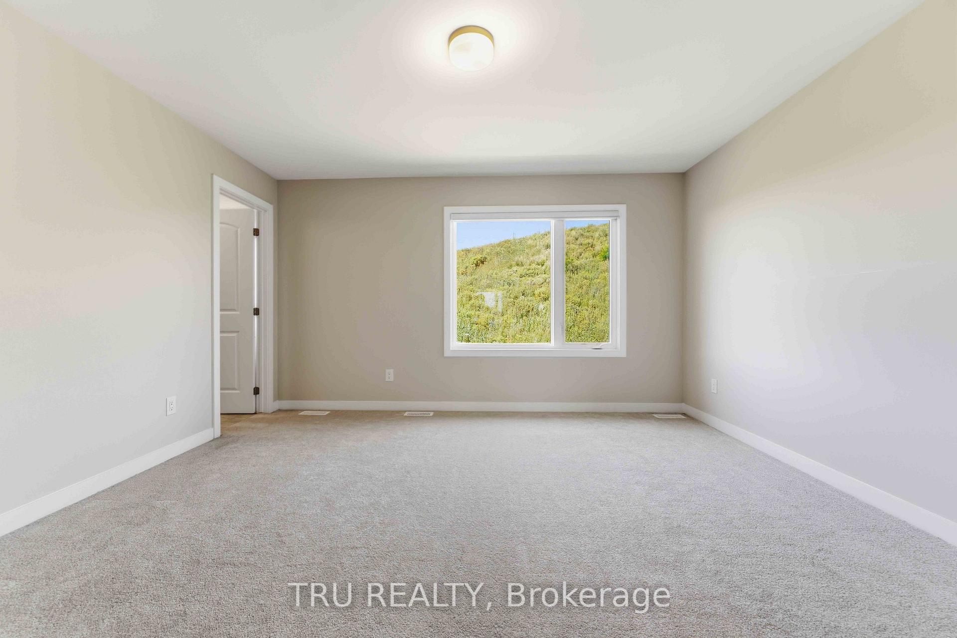 Photo 16 of 706 Expansion Road, Ottawa, Barrhaven - Half Moon Bay — HOMEH