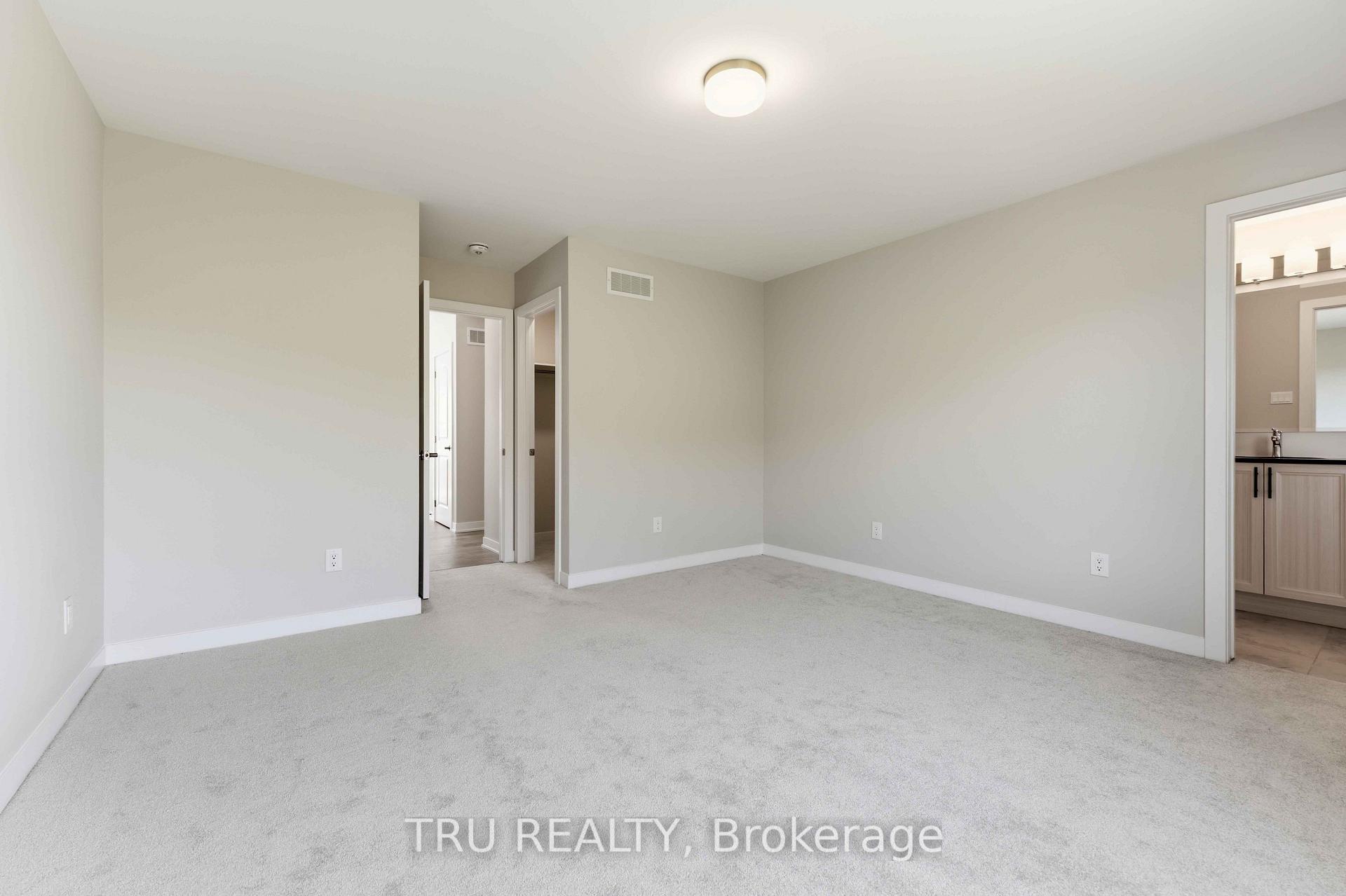 Photo 20 of 706 Expansion Road, Ottawa, Barrhaven - Half Moon Bay — HOMEH