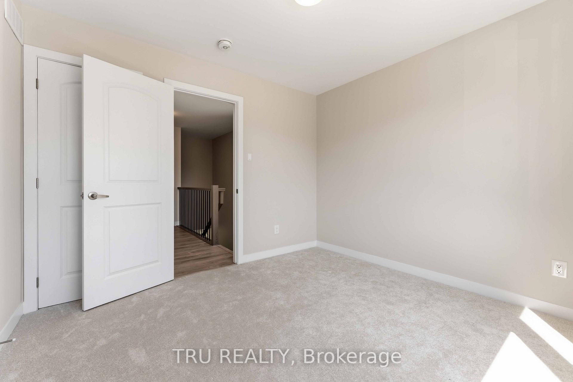 Photo 24 of 706 Expansion Road, Ottawa, Barrhaven - Half Moon Bay — HOMEH