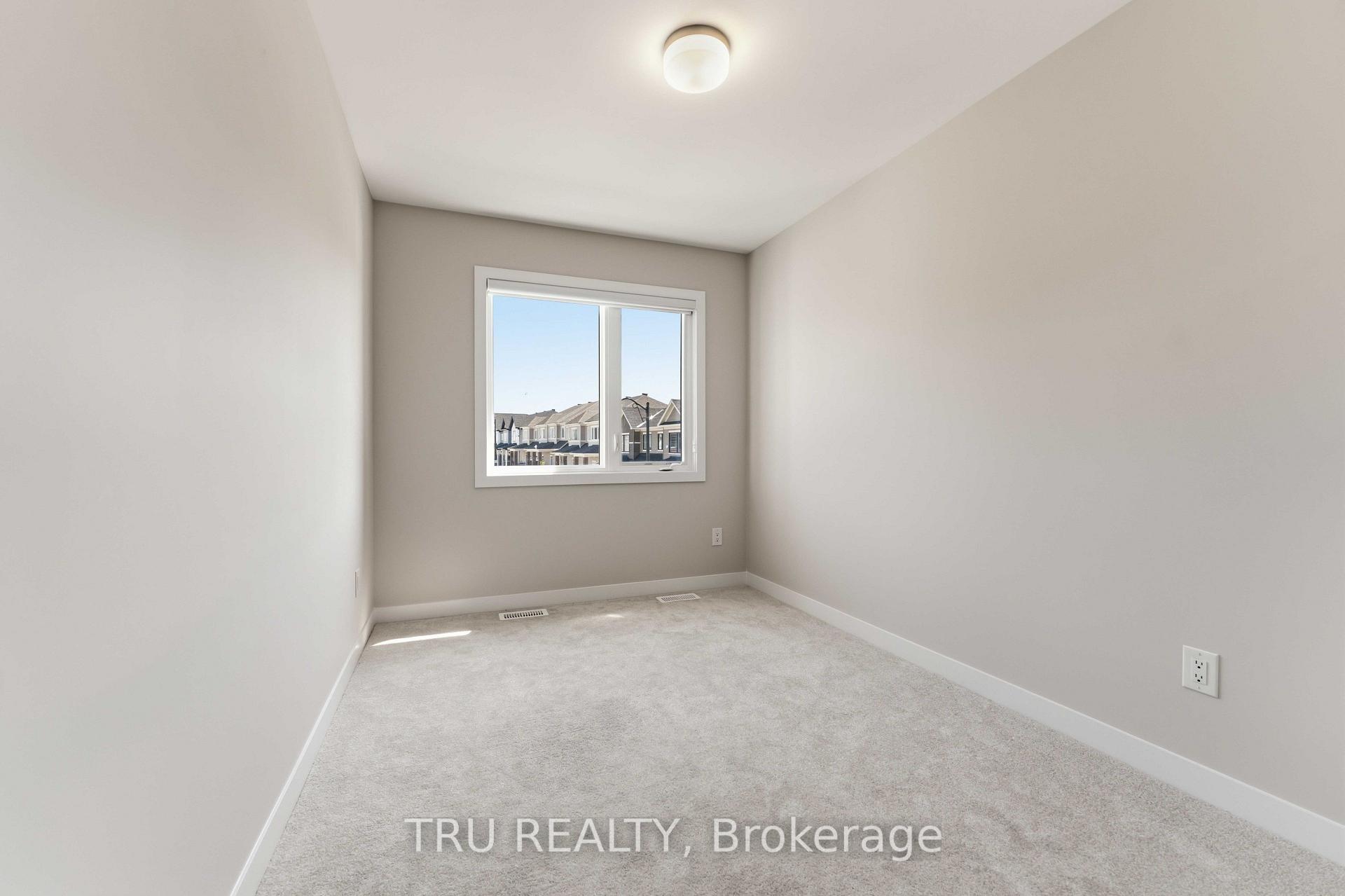 Photo 25 of 706 Expansion Road, Ottawa, Barrhaven - Half Moon Bay — HOMEH