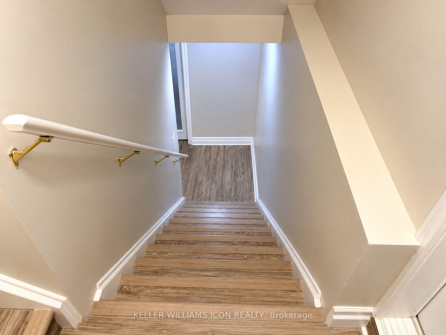 Photo 4 of Unit B, 531 Vivera Place, Ottawa, Stittsville (North) — HOMEH
