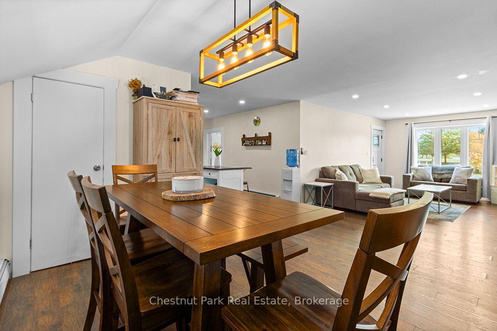 Photo 12 of 2096 3rd Avenue W, Owen Sound — HOMEH