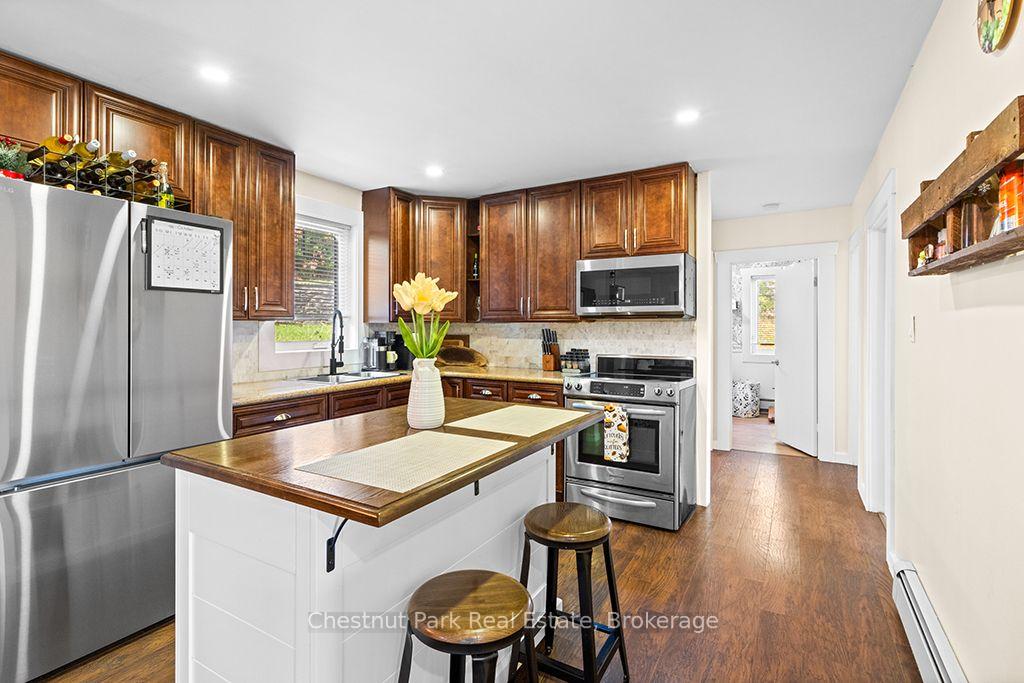 Photo 18 of 2096 3rd Avenue W, Owen Sound — HOMEH