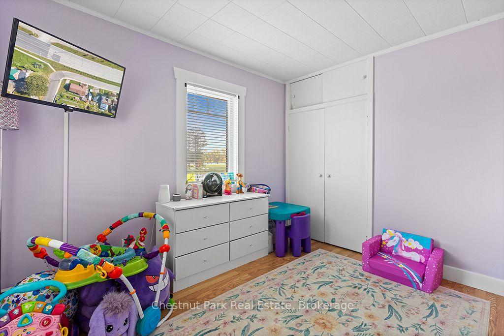 Photo 26 of 2096 3rd Avenue W, Owen Sound — HOMEH