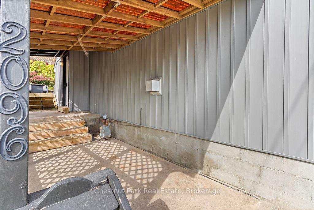 Photo 34 of 2096 3rd Avenue W, Owen Sound — HOMEH