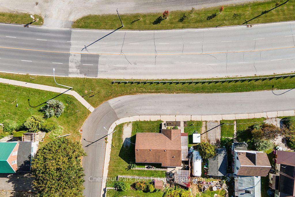Photo 36 of 2096 3rd Avenue W, Owen Sound — HOMEH