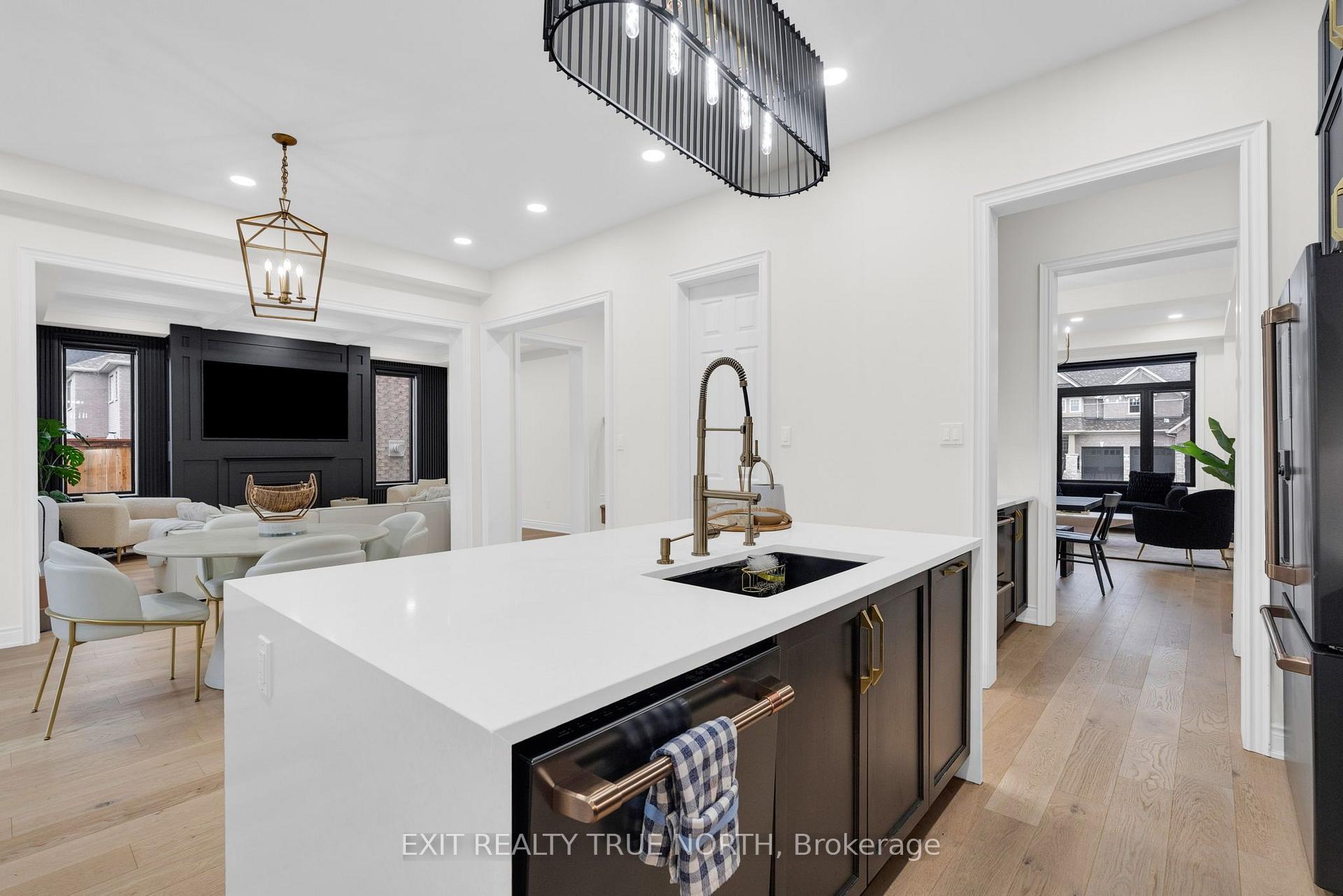 Photo 22 of 106 Rugman Crescent, Springwater, Centre Vespra — HOMEH
