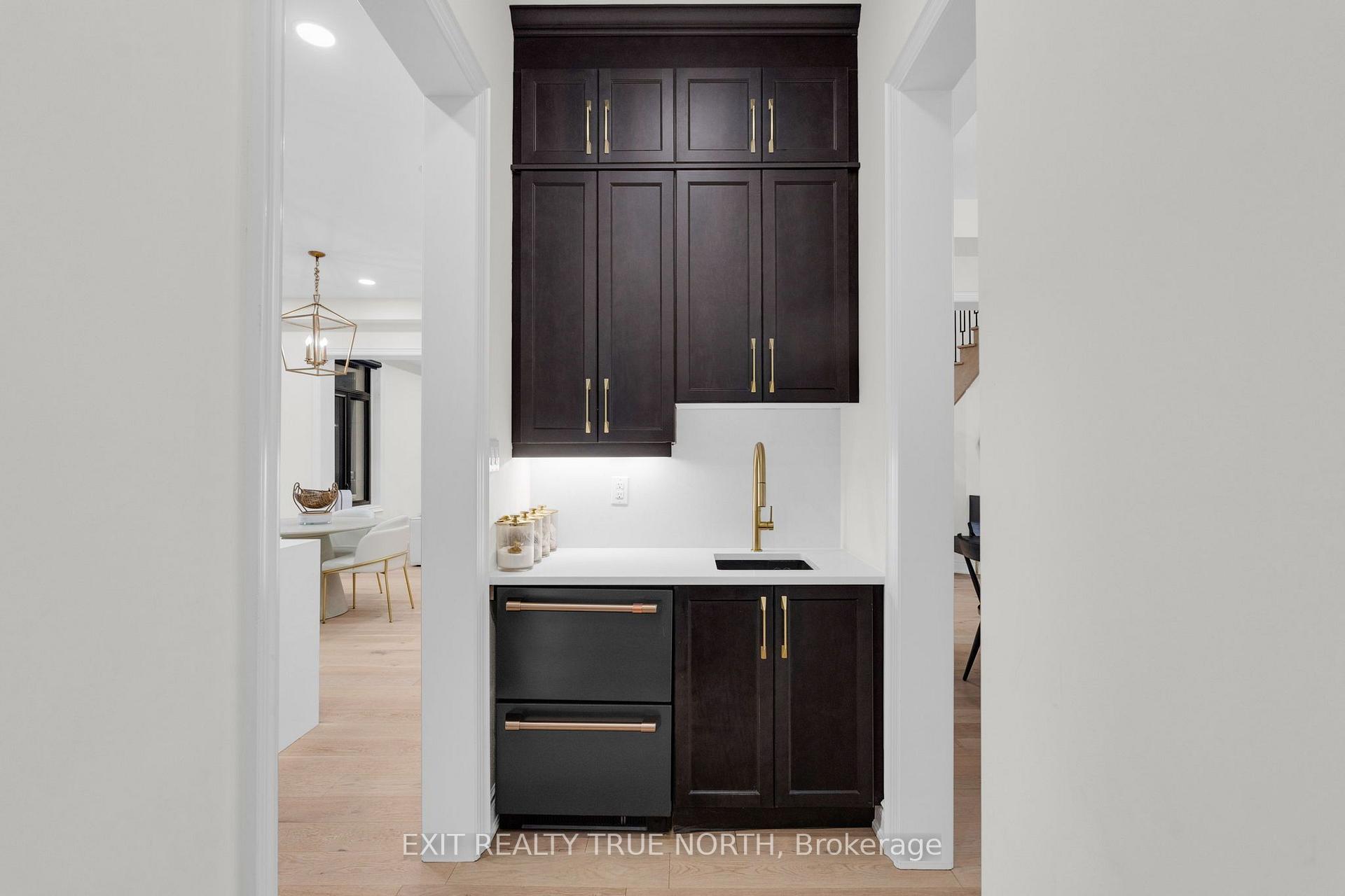 Photo 23 of 106 Rugman Crescent, Springwater, Centre Vespra — HOMEH
