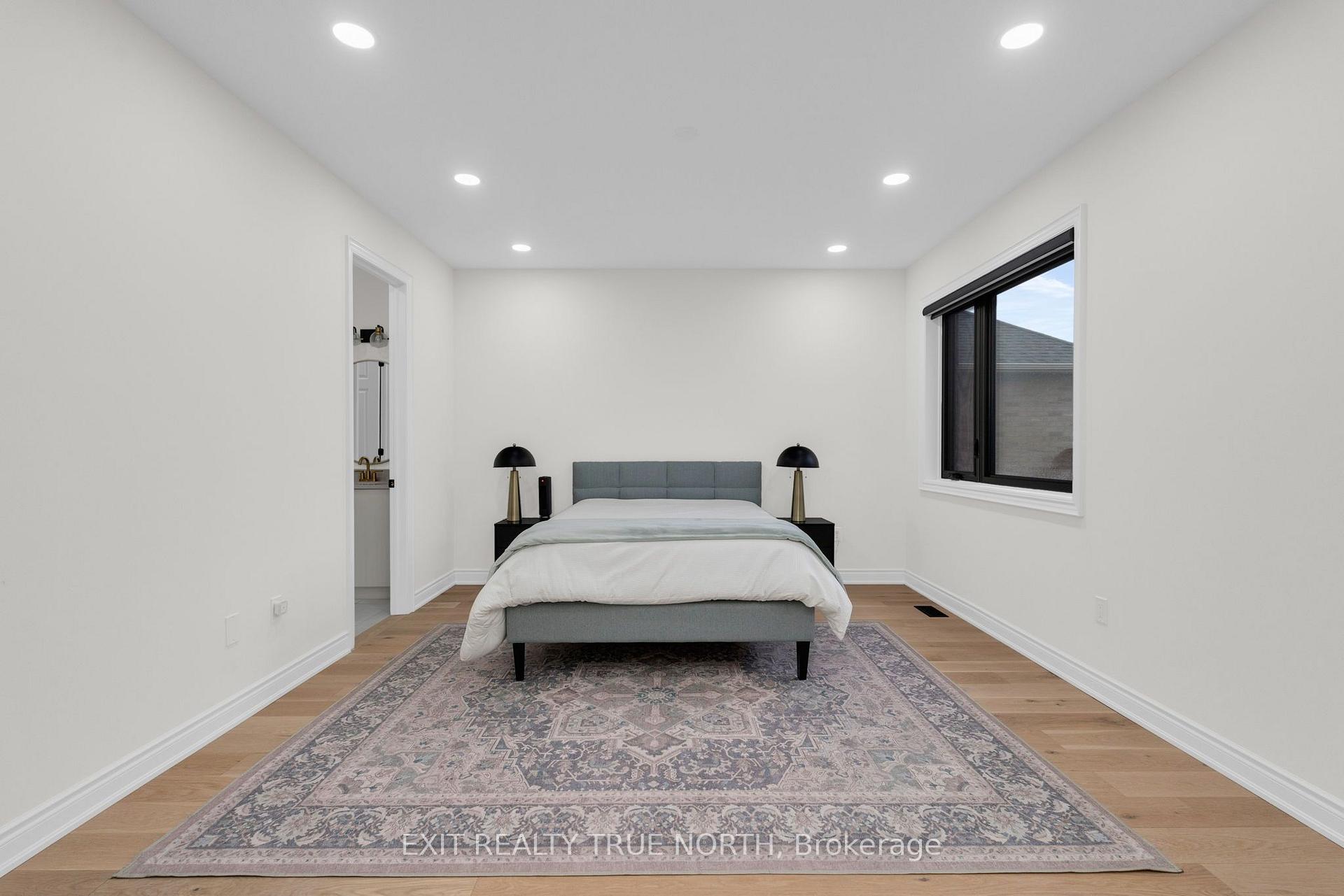 Photo 35 of 106 Rugman Crescent, Springwater, Centre Vespra — HOMEH