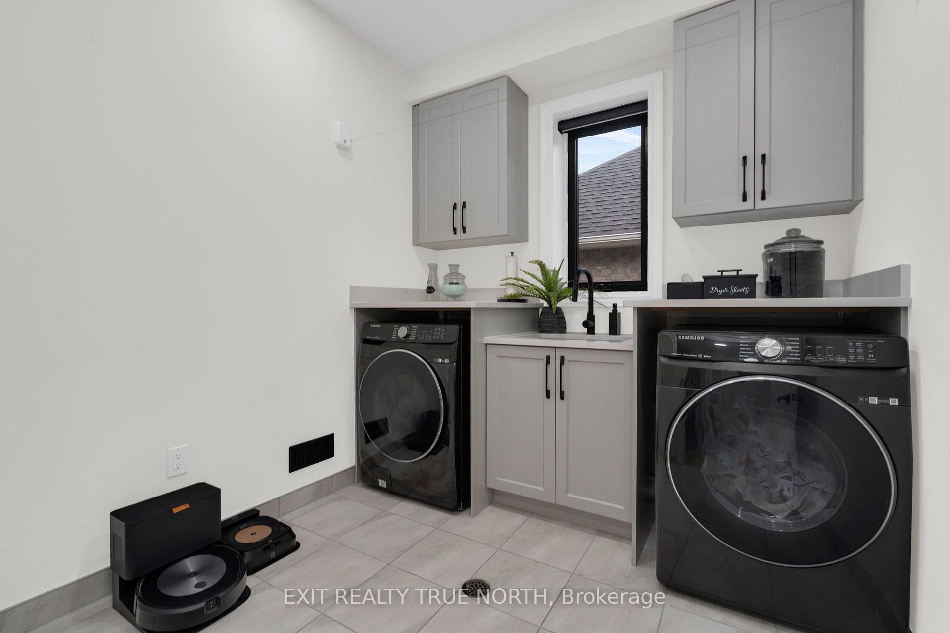 Photo 43 of 106 Rugman Crescent, Springwater, Centre Vespra — HOMEH