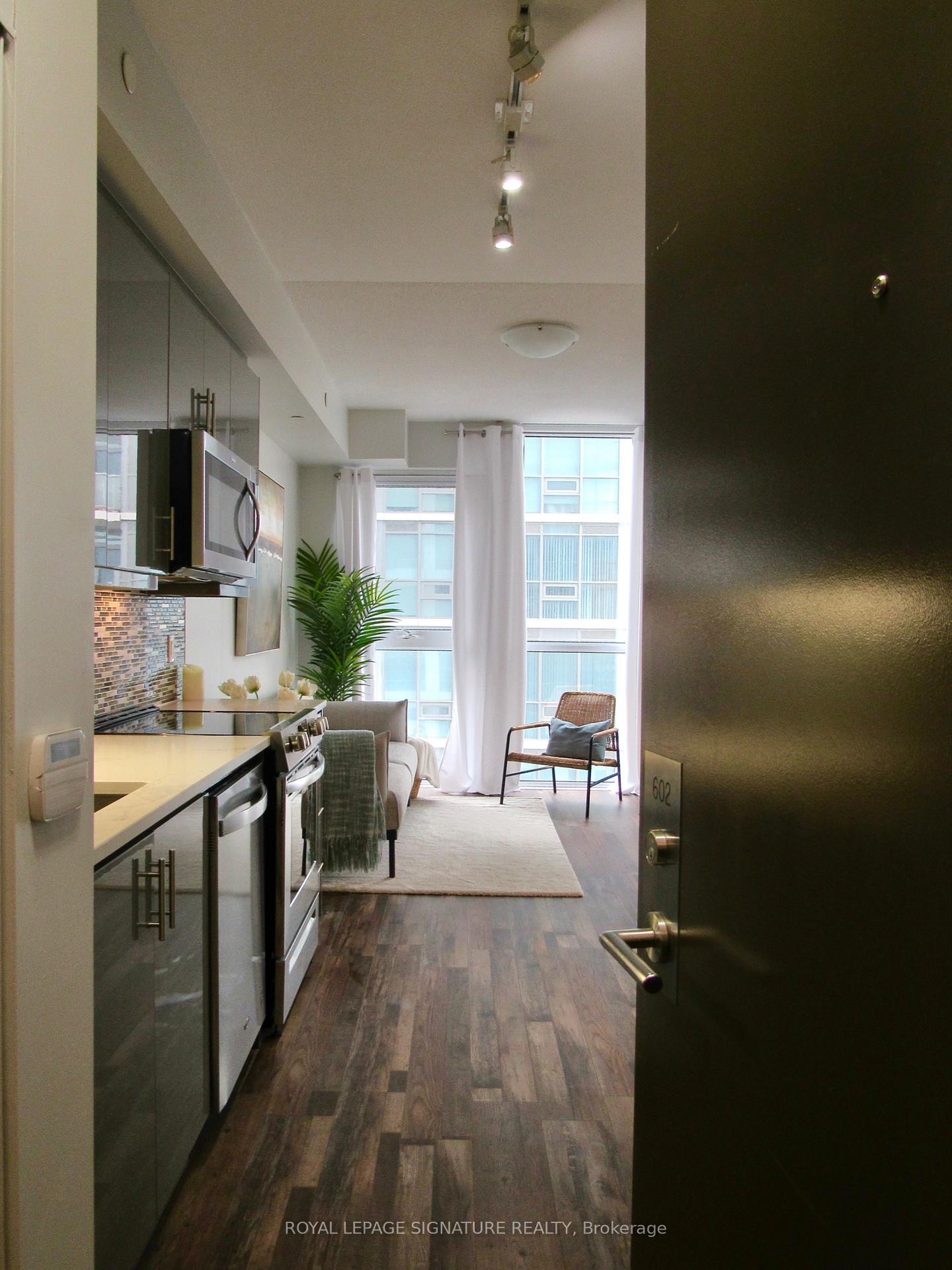 Photo of Unit 602, 17 Zorra Street