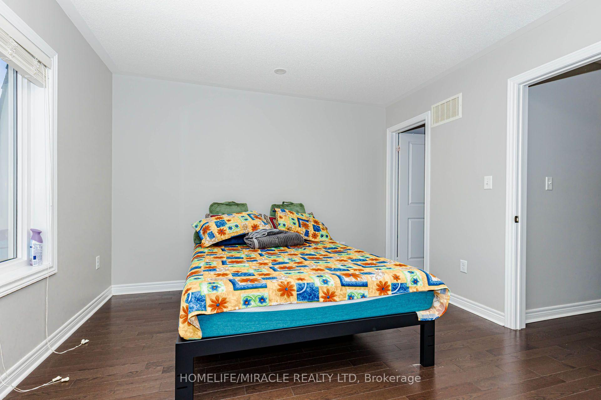 Photo 31 of 45 Padbury Trail, Brampton, Northwest Brampton — HOMEH