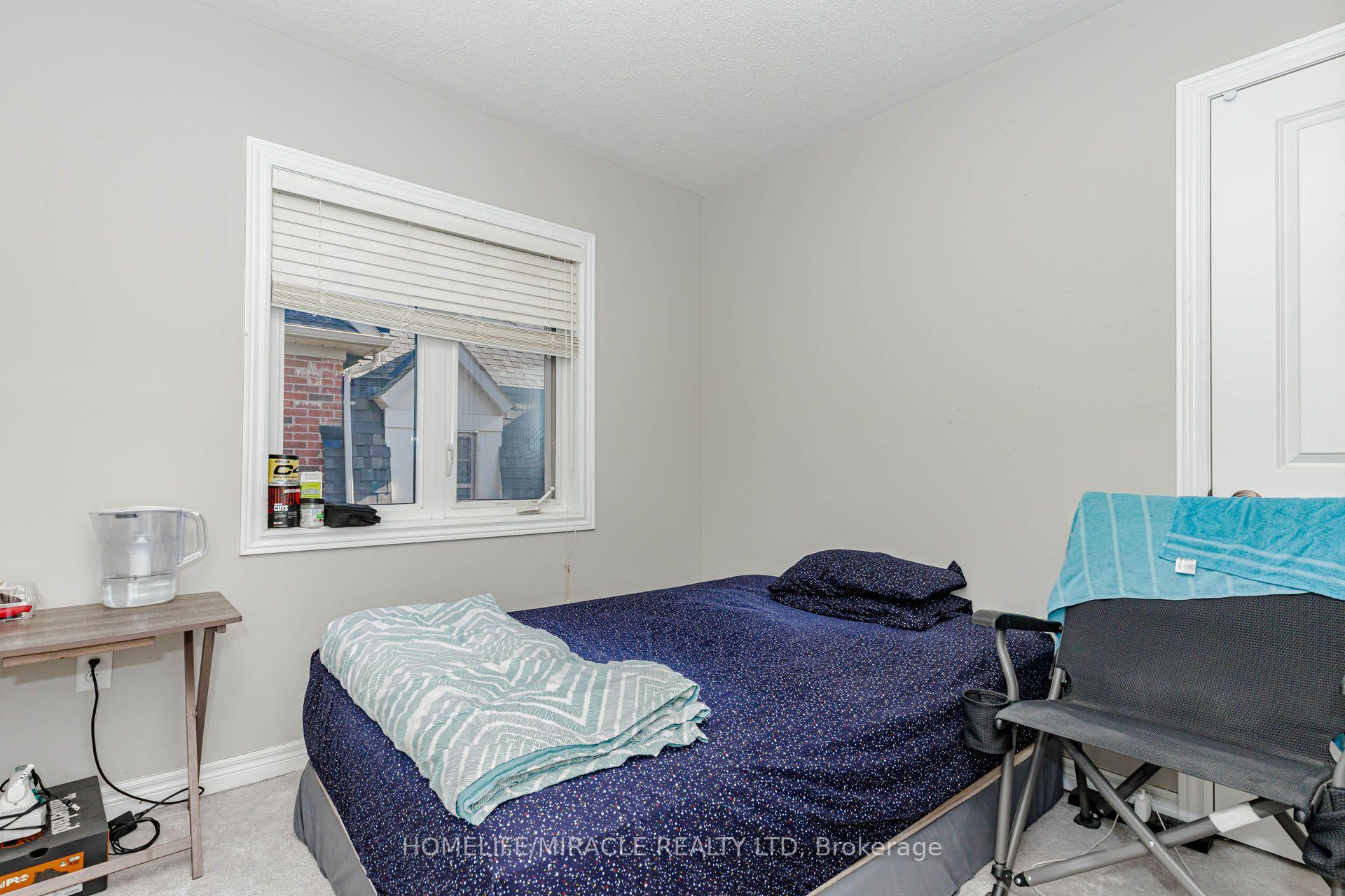 Photo 35 of 45 Padbury Trail, Brampton, Northwest Brampton — HOMEH