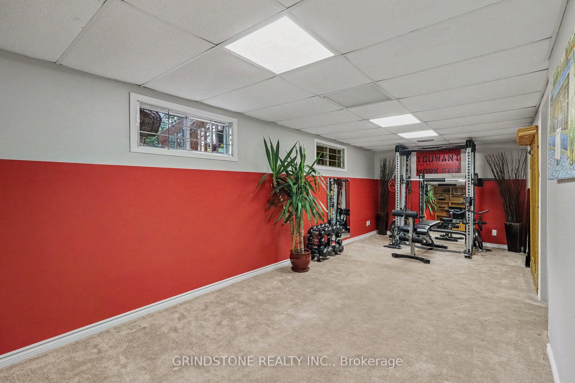 Photo 24 of 32 Rosegarden Crescent, Ottawa, Hunt Club Park/Greenboro — HOMEH