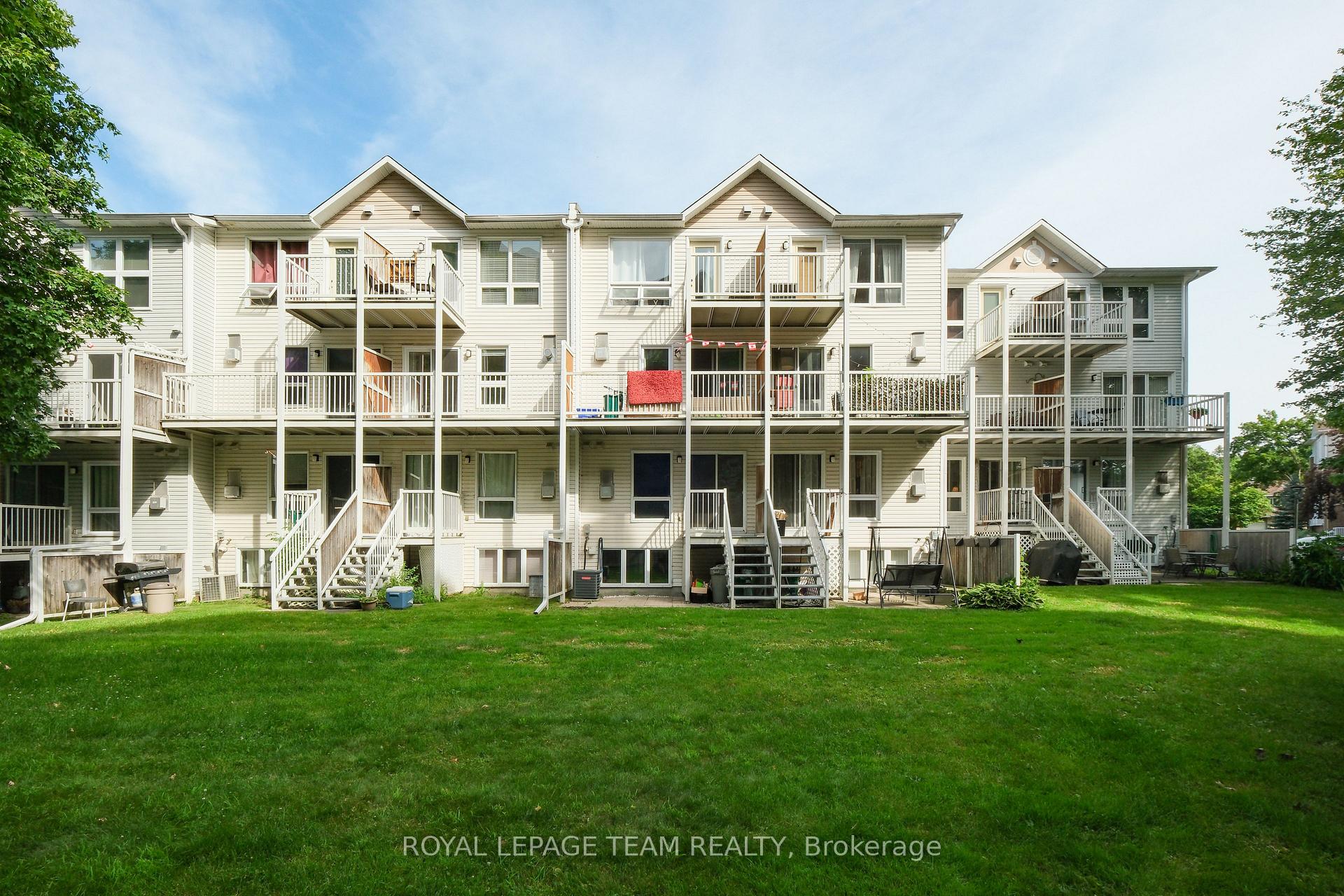 Photo 33 of 1665 Locksley Lane, Ottawa, Beaconwood — HOMEH