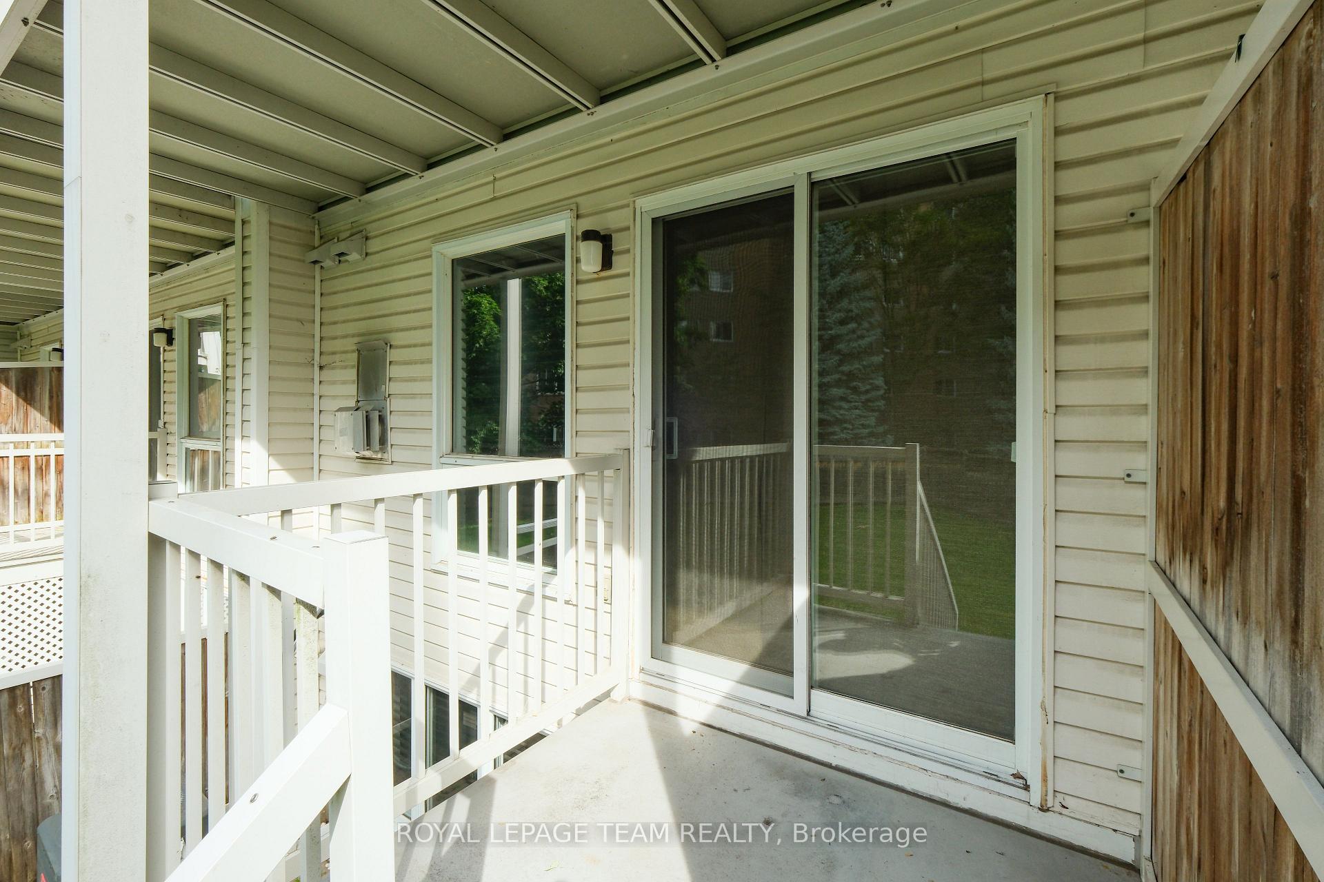 Photo 36 of 1665 Locksley Lane, Ottawa, Beaconwood — HOMEH