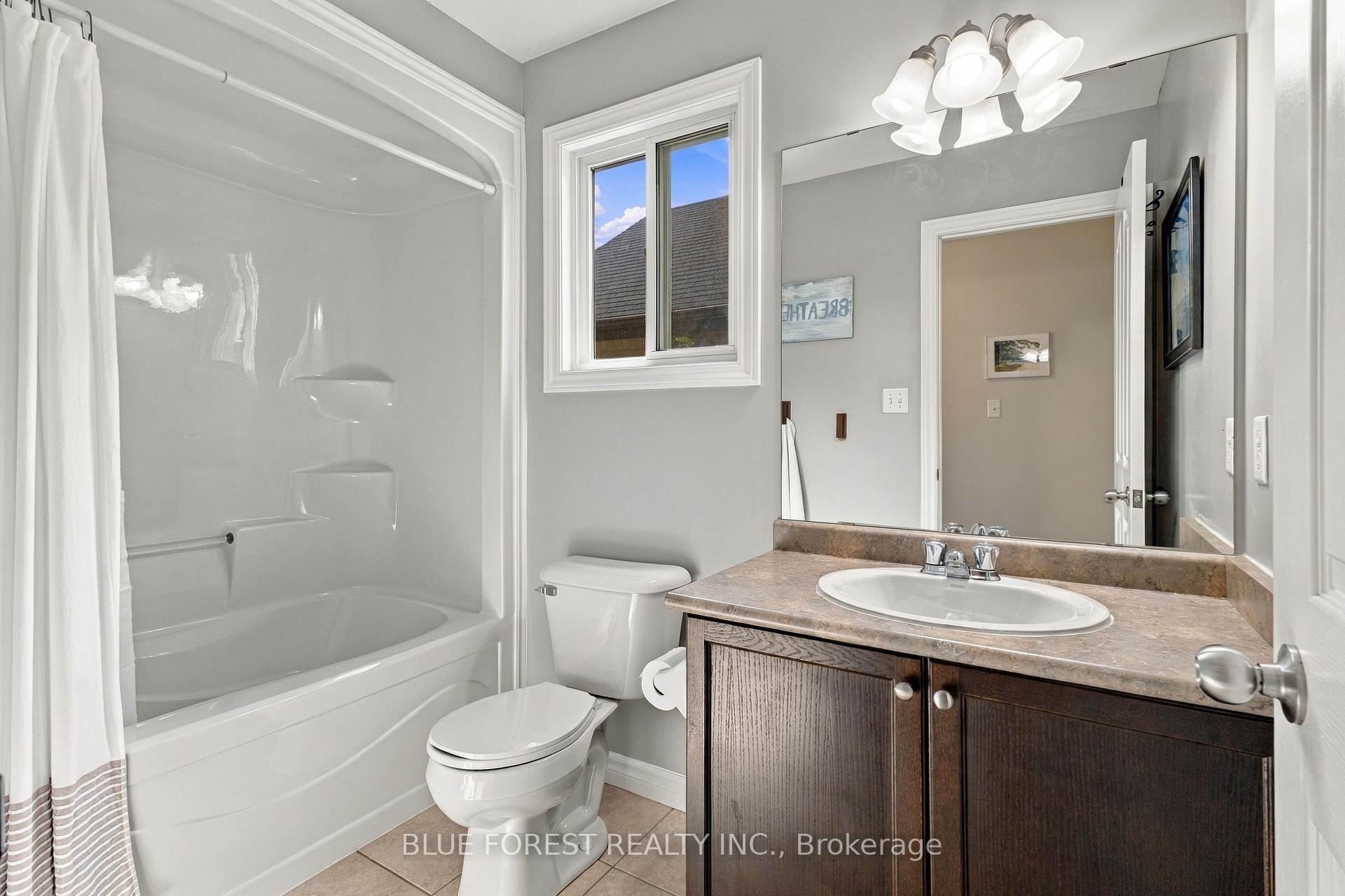 Photo 21 of 3224 Meadowgate Boulevard, London, South U — HOMEH