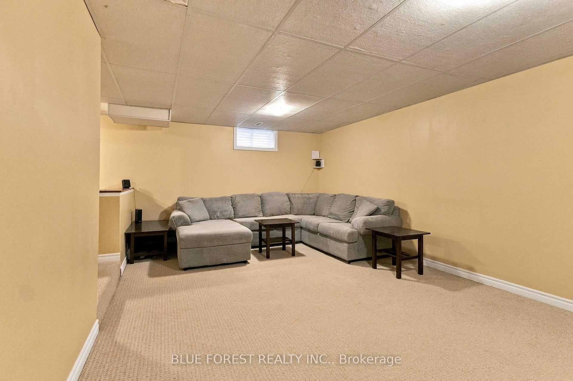 Photo 25 of 3224 Meadowgate Boulevard, London, South U — HOMEH
