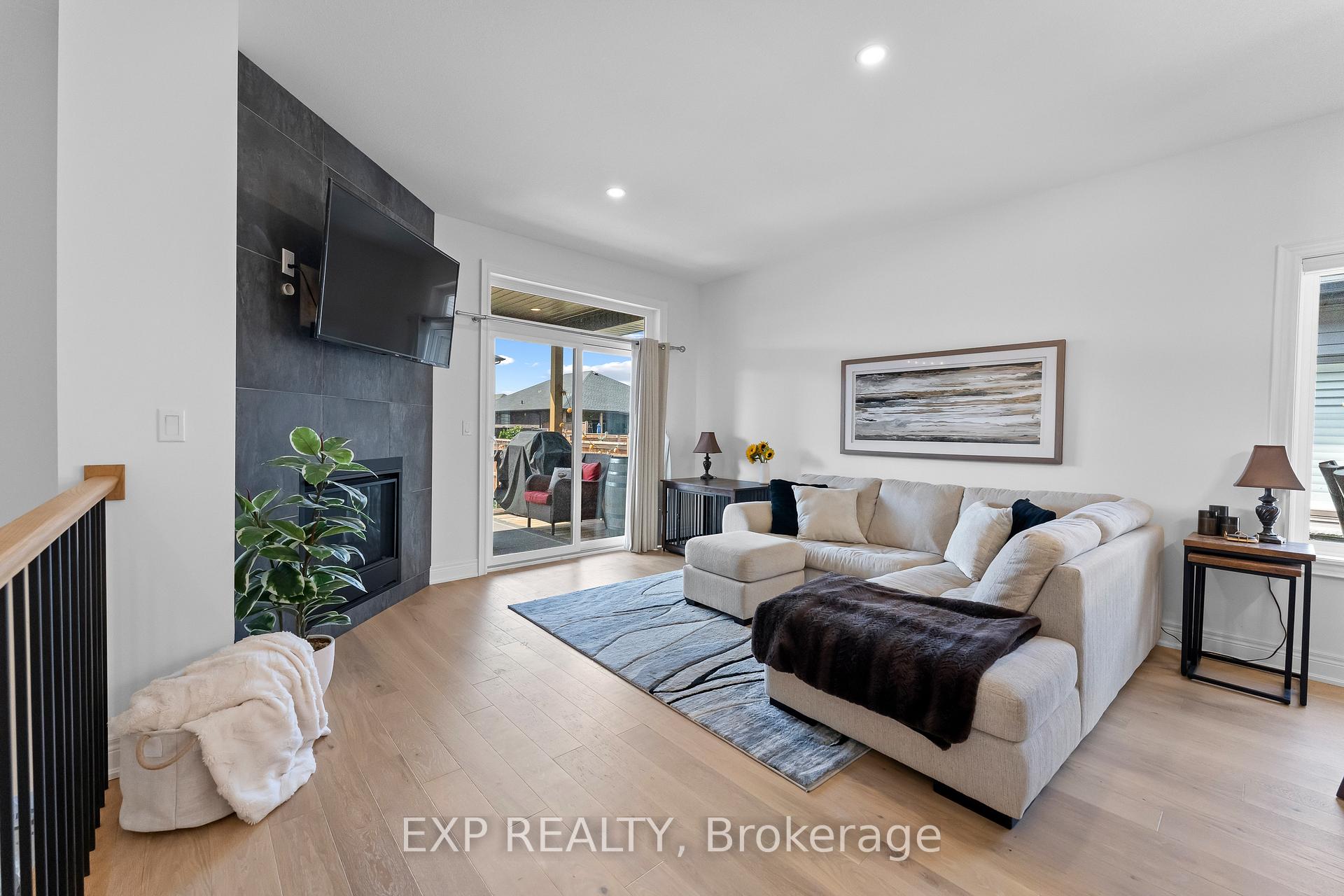 Photo 18 of 747 Gaiser Road, Welland, Coyle Creek — HOMEH