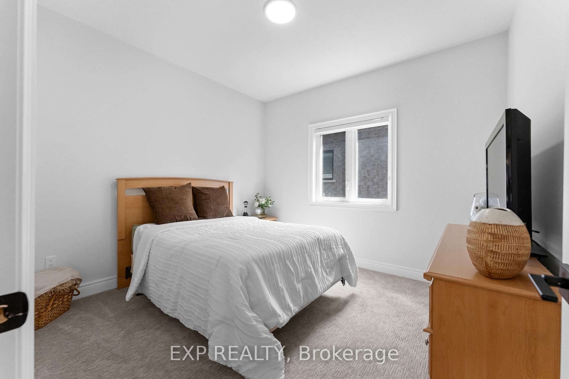 Photo 25 of 747 Gaiser Road, Welland, Coyle Creek — HOMEH