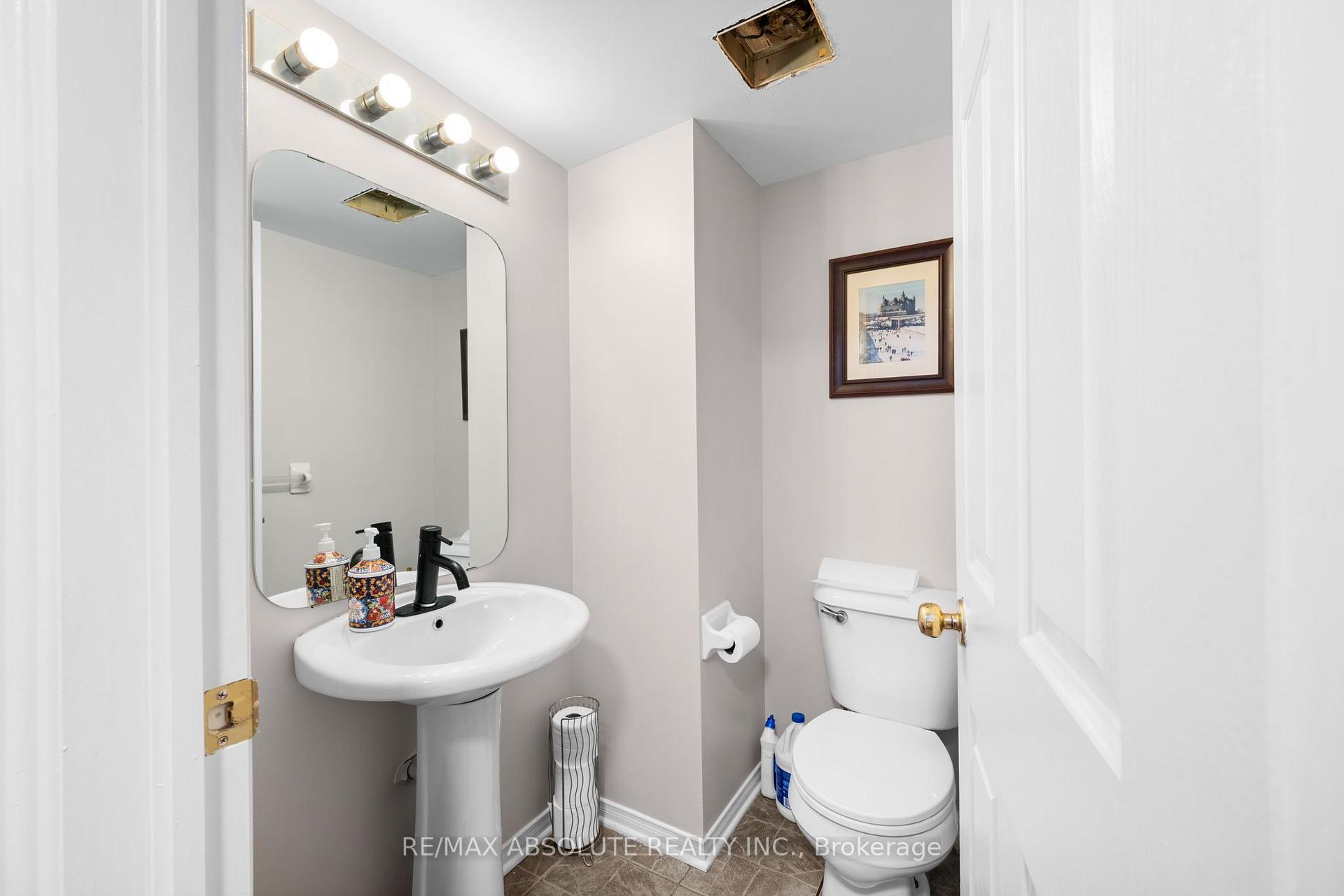 Photo 10 of Unit 2, 908 Longfields Drive, Ottawa, Barrhaven - Longfields — HOMEH