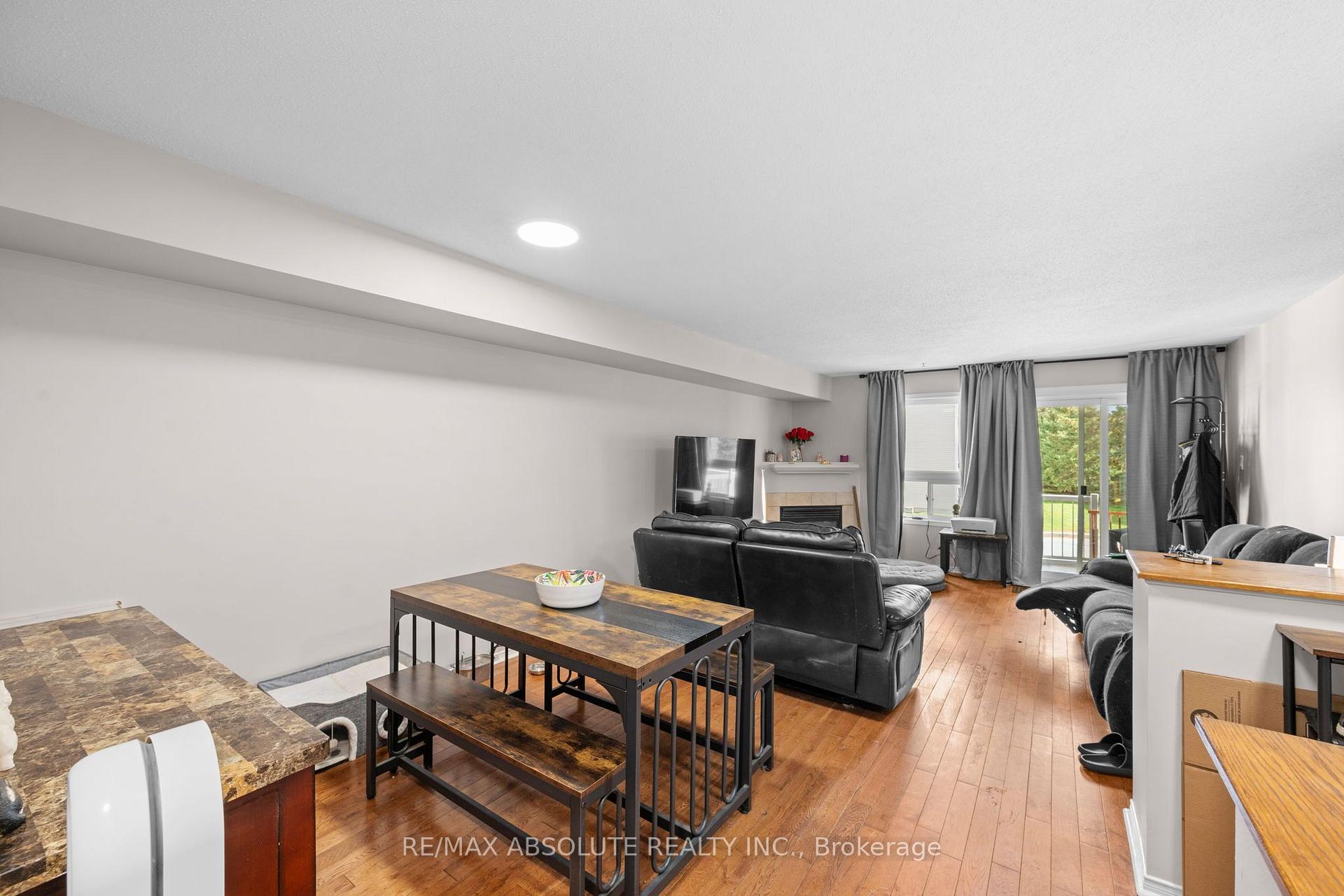 Photo 12 of Unit 2, 908 Longfields Drive, Ottawa, Barrhaven - Longfields — HOMEH