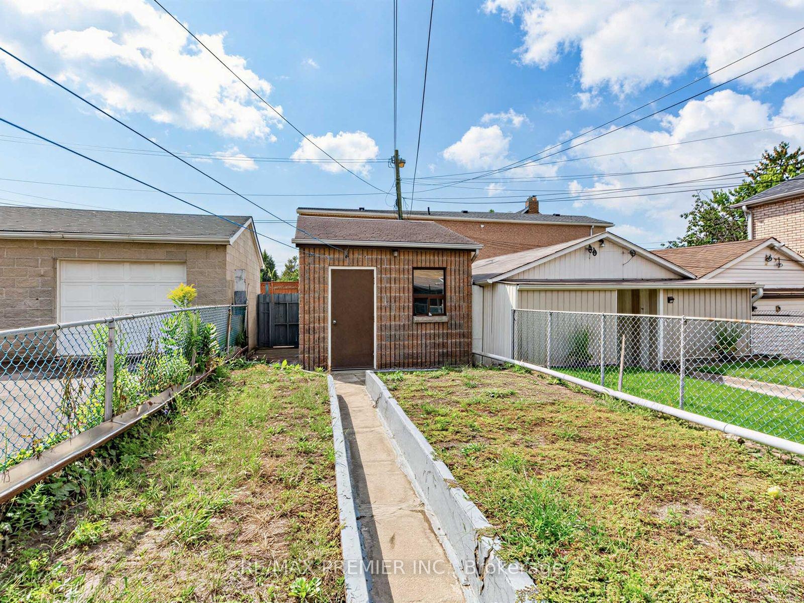 Photo 26 of 155 Ascot Avenue, Toronto, Corso Italia-Davenport — HOMEH