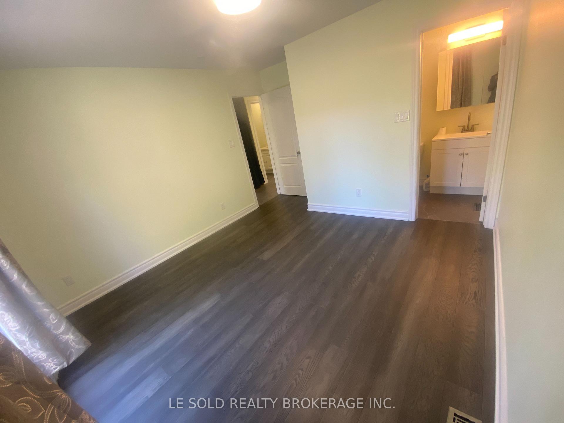 Photo 79 of Unit Upper, 2 Chipwood Crescent, North York, Pleasant View — HOMEH