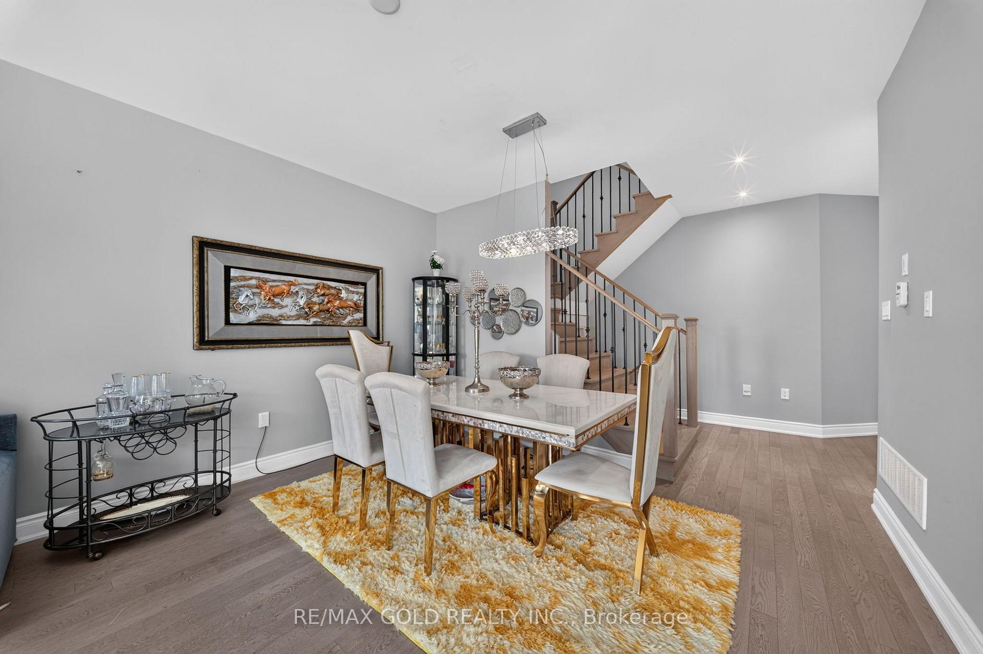 Photo 9 of 236 Eighth Avenue, New Tecumseth, Alliston — HOMEH