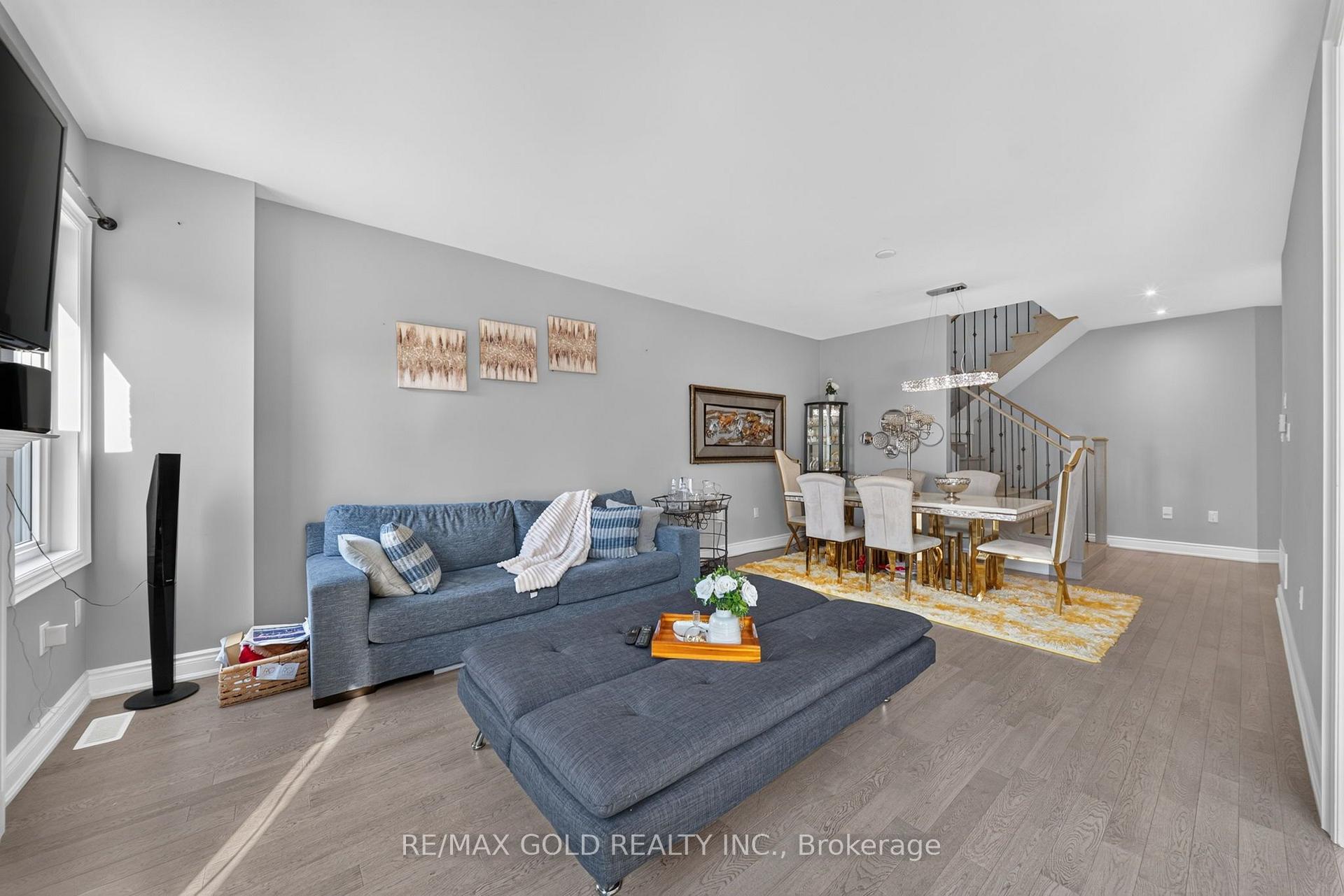 Photo 11 of 236 Eighth Avenue, New Tecumseth, Alliston — HOMEH