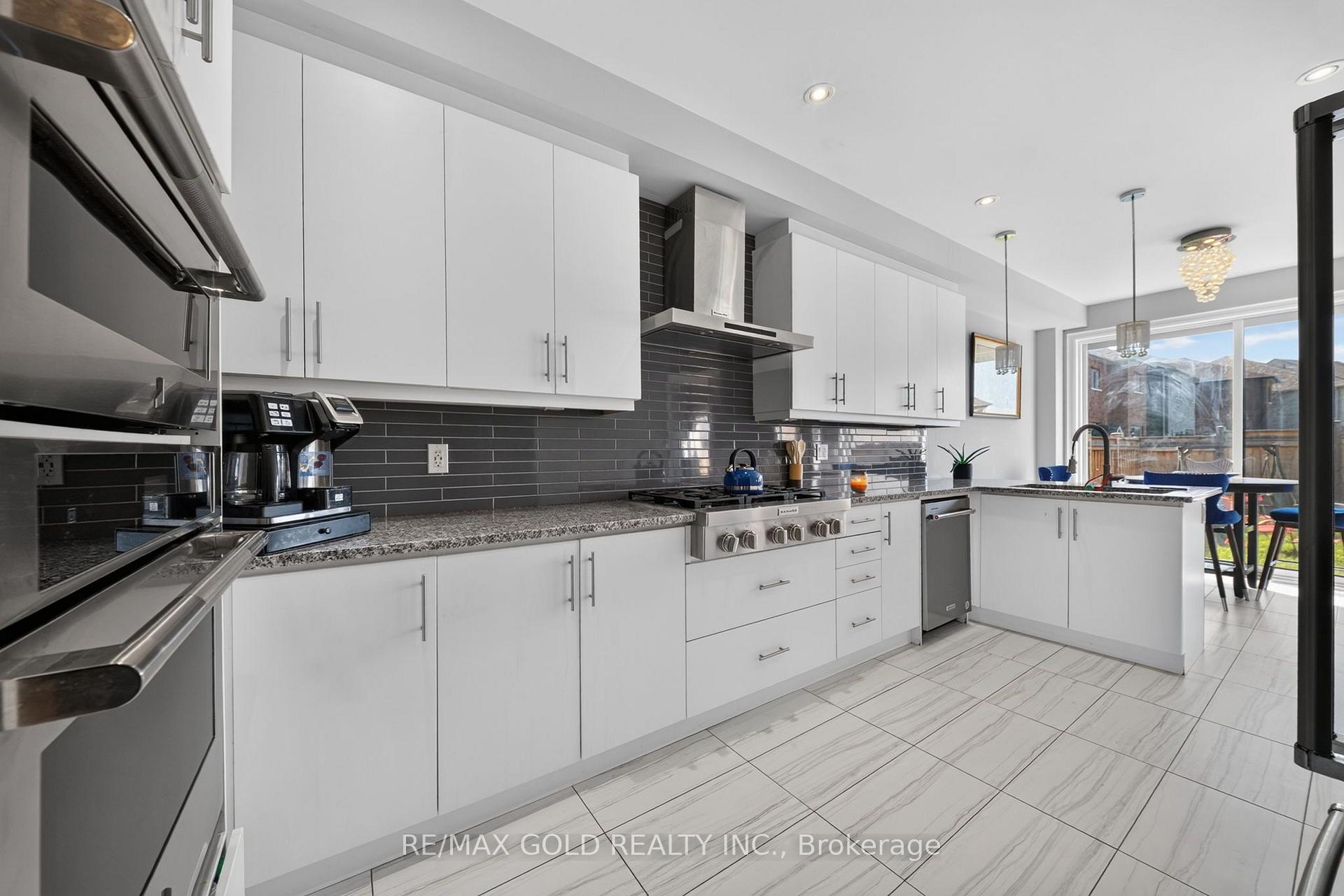 Photo 17 of 236 Eighth Avenue, New Tecumseth, Alliston — HOMEH