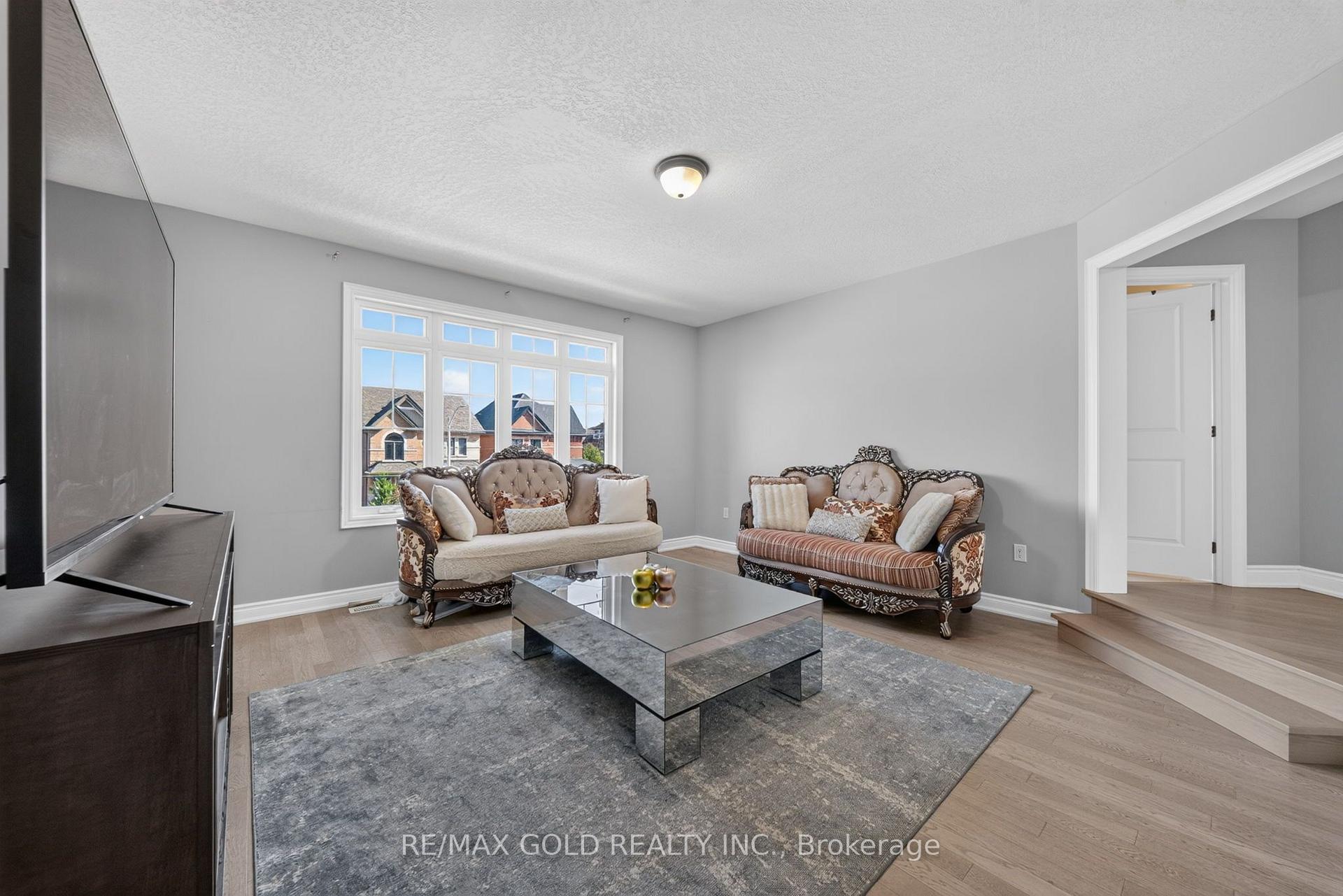 Photo 22 of 236 Eighth Avenue, New Tecumseth, Alliston — HOMEH
