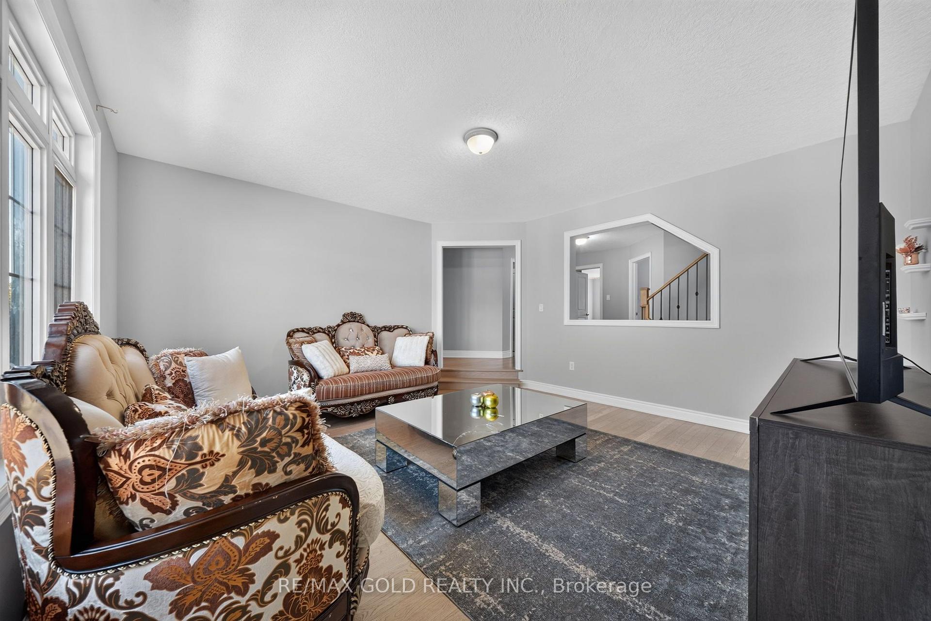Photo 24 of 236 Eighth Avenue, New Tecumseth, Alliston — HOMEH