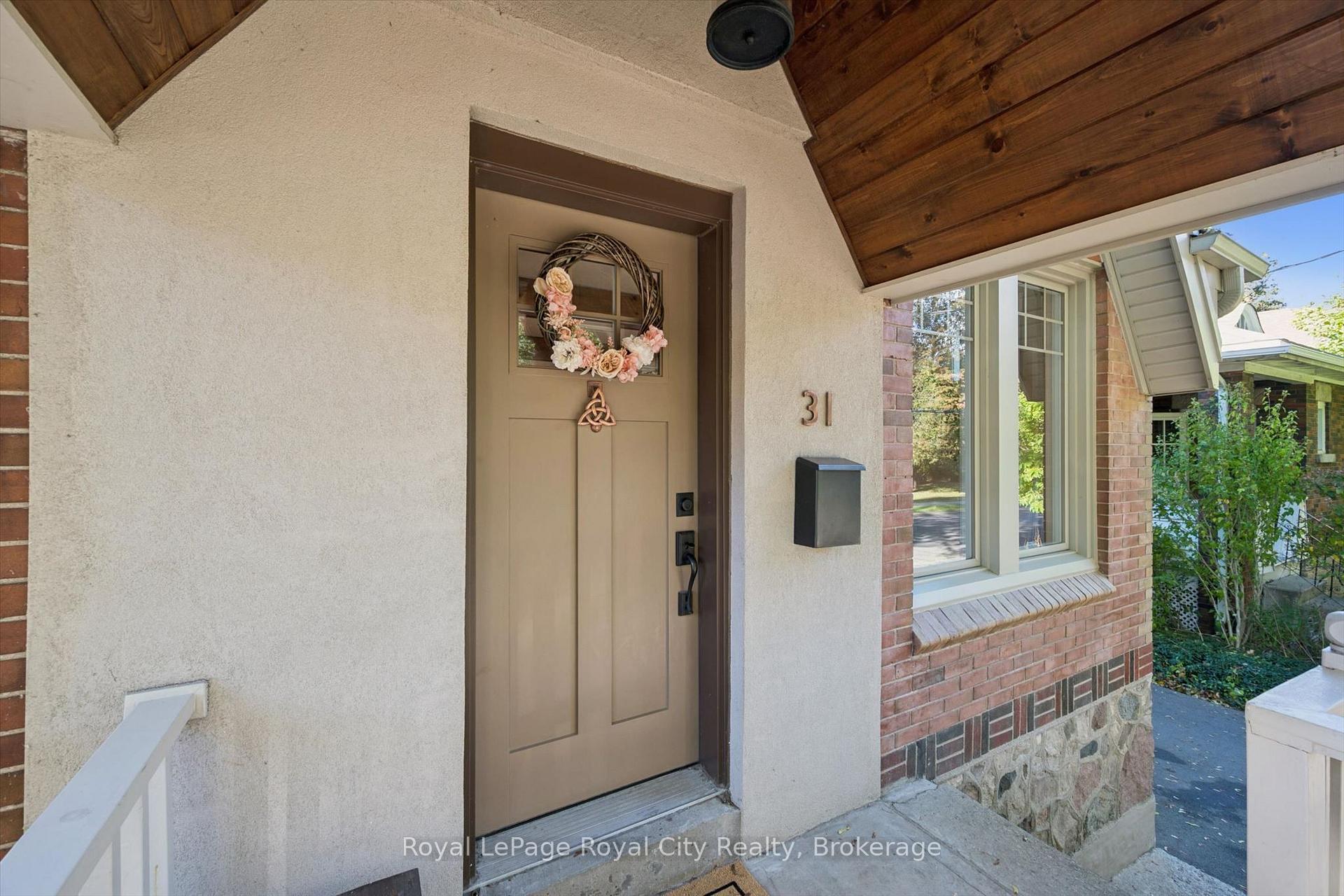 Photo 3 of 31 James Street W, Guelph, Dovercliffe Park/Old University — HOMEH