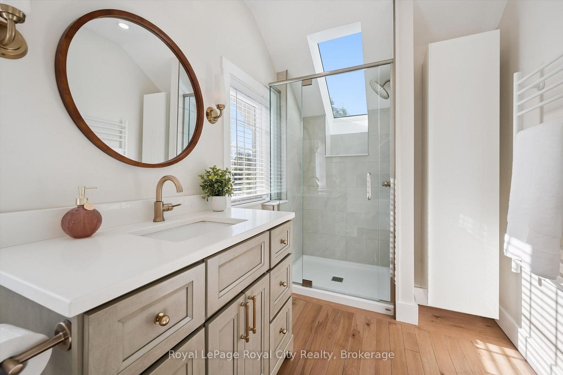 Photo 26 of 31 James Street W, Guelph, Dovercliffe Park/Old University — HOMEH