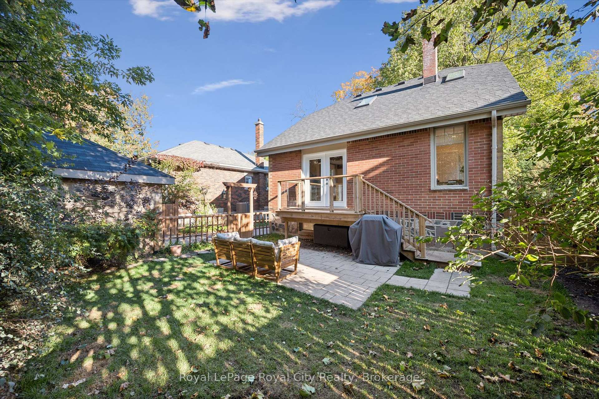 Photo 36 of 31 James Street W, Guelph, Dovercliffe Park/Old University — HOMEH
