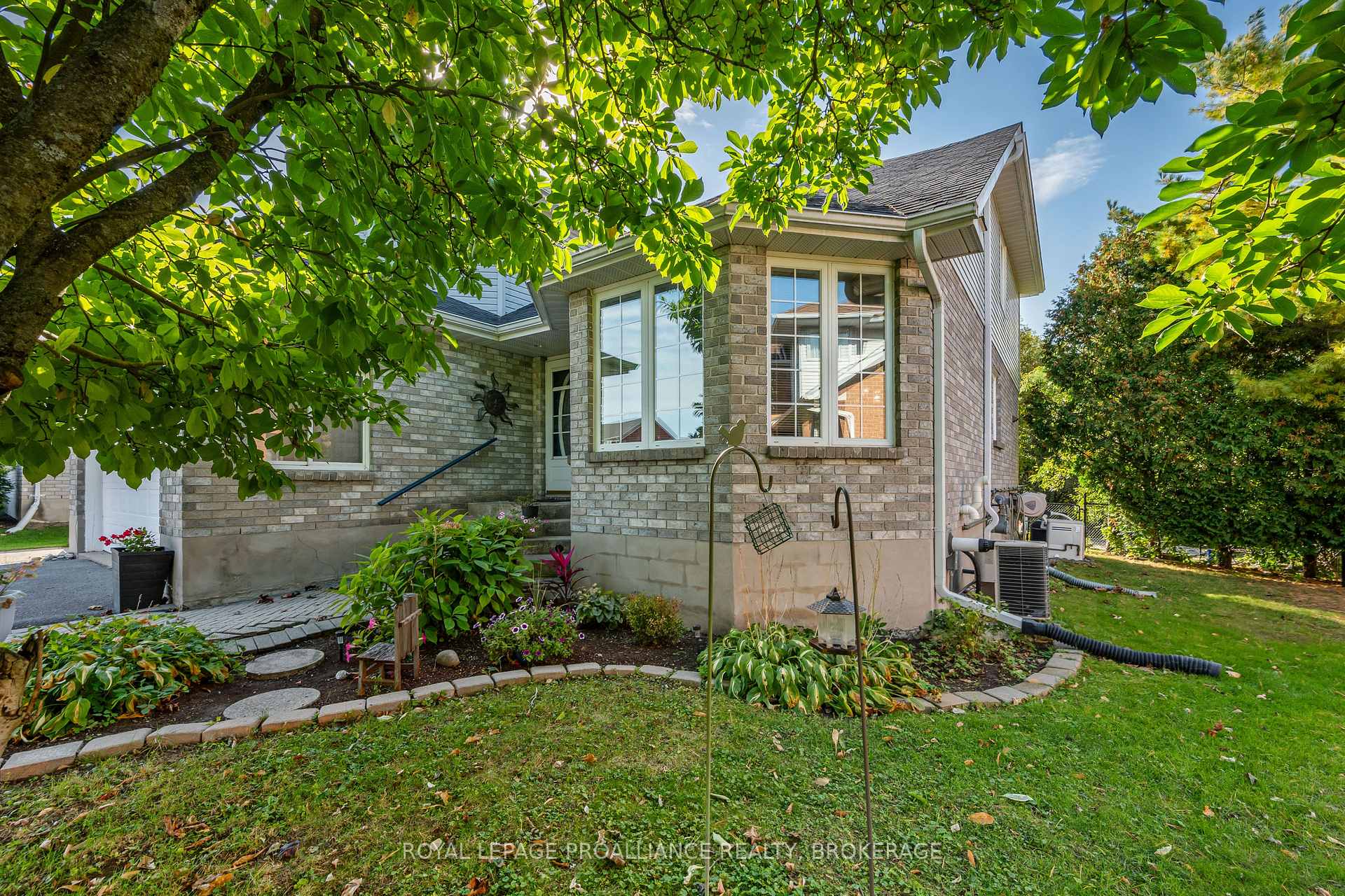 Photo 3 of 605 Fernmoor Drive, Kingston, East Gardiners Rd — HOMEH